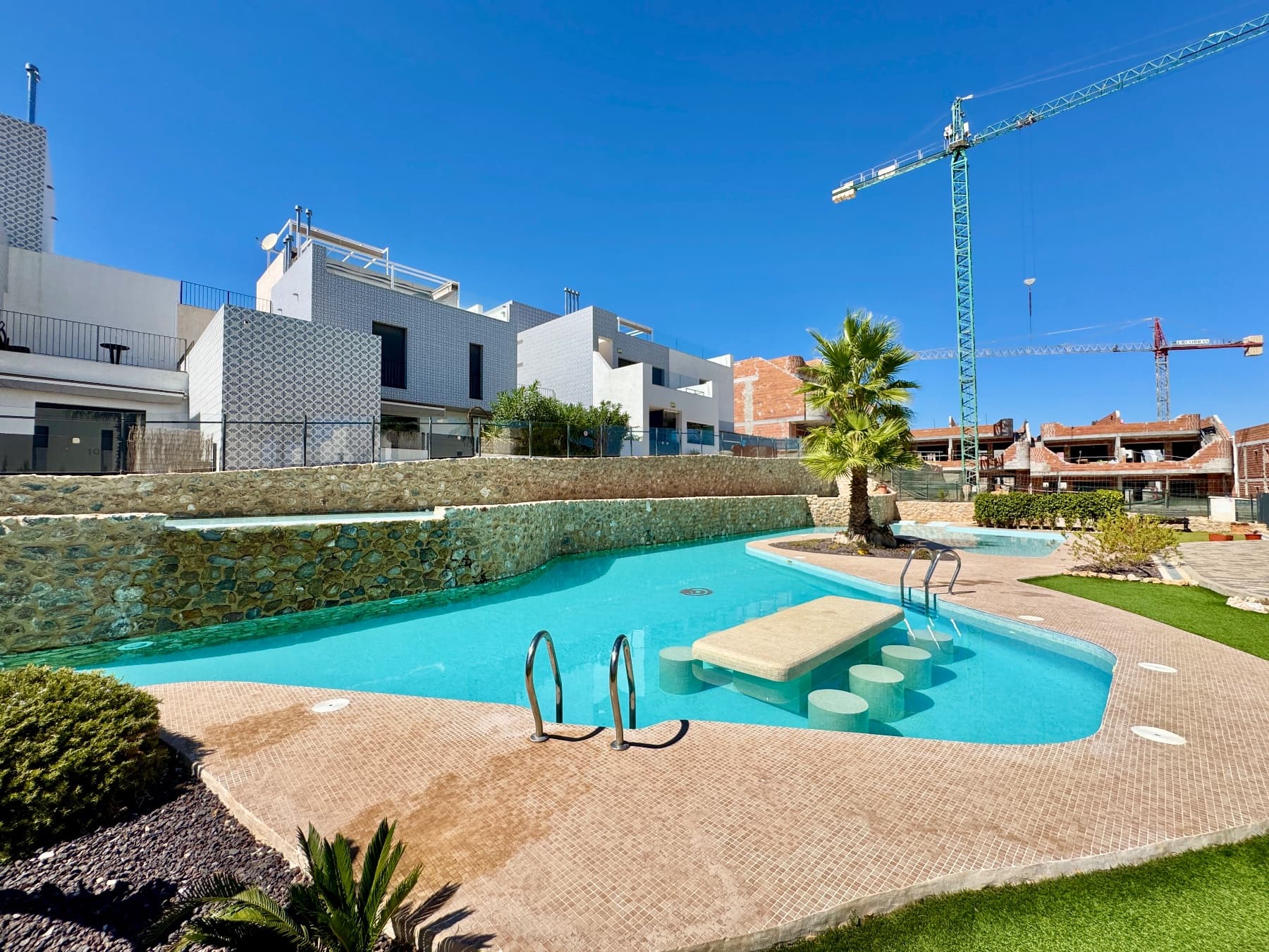 2 bed Middle Floor Apartment in Villamartin - 38