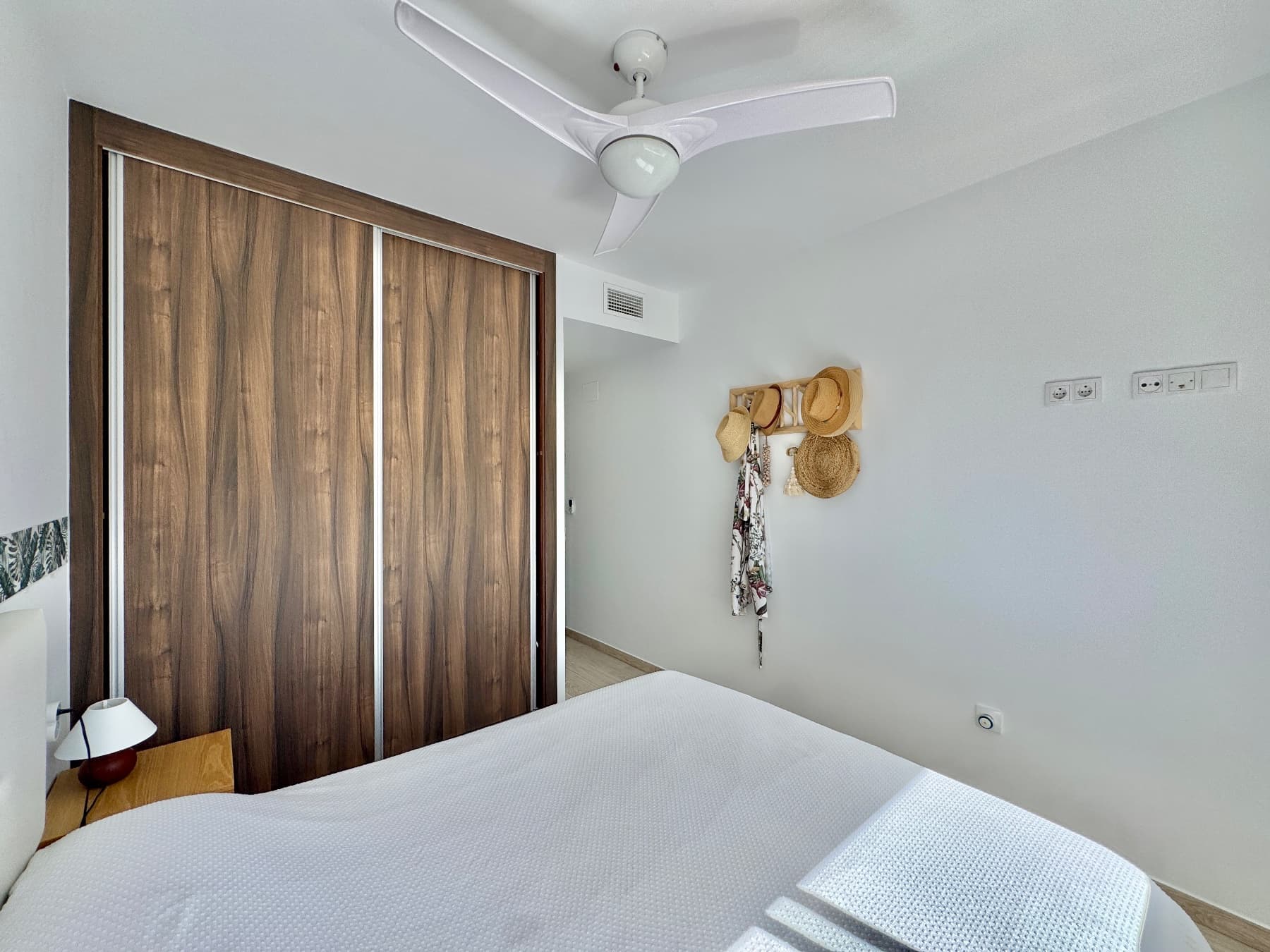 2 bed Middle Floor Apartment in Orihuela