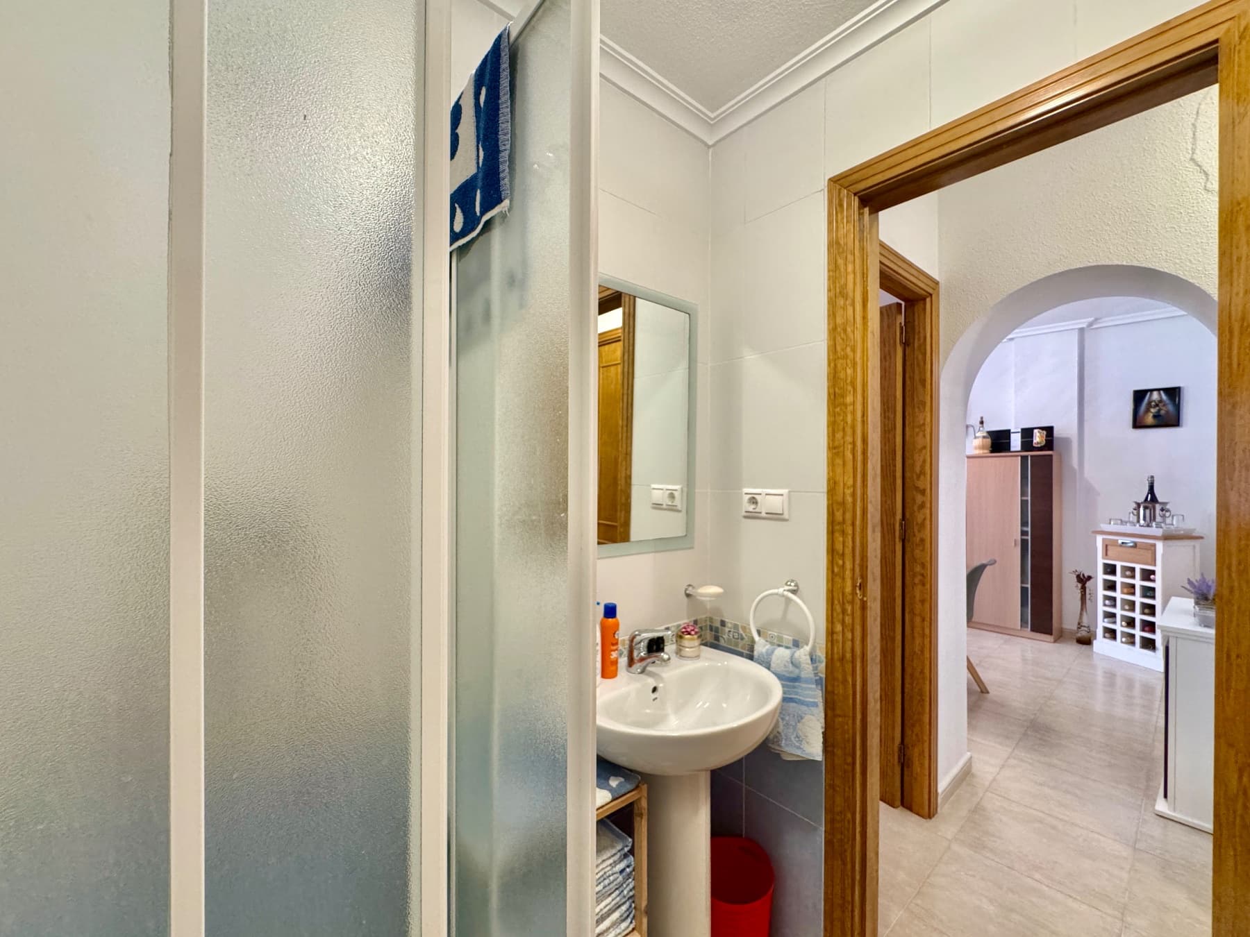 2 bed Middle Floor Apartment in Orihuela Costa - 15
