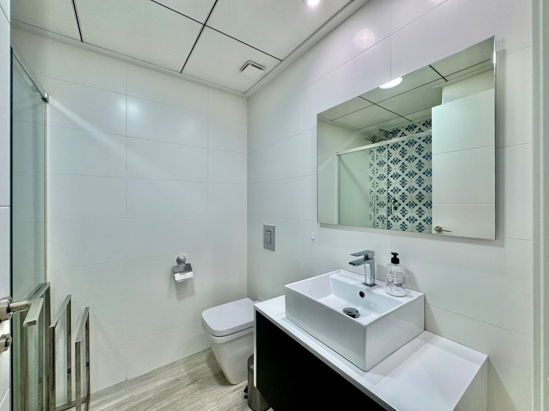 2 bed Middle Floor Apartment in Villamartin - 14