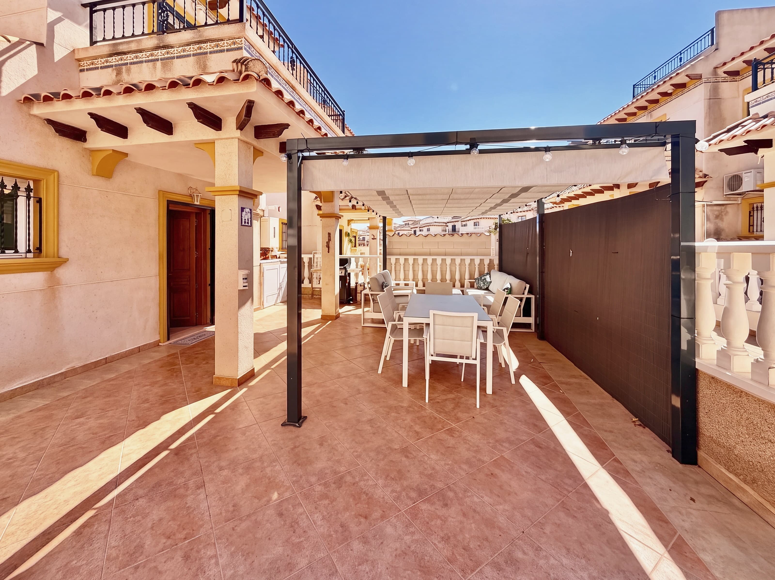 3 bed Townhouse in Orihuela Costa - 2
