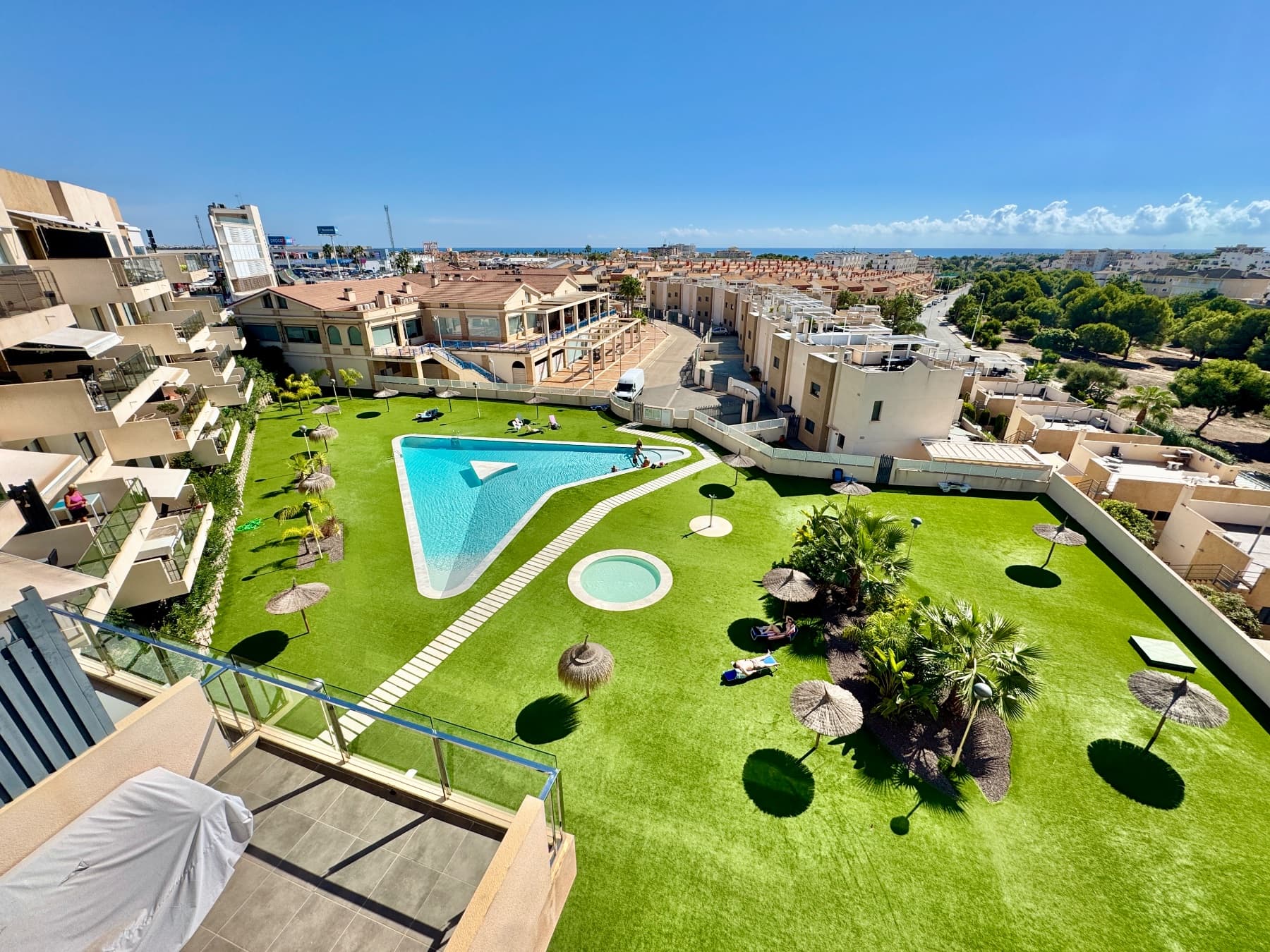 Apartamento Planta Media de 2 dormitorios en Orihuela - 36