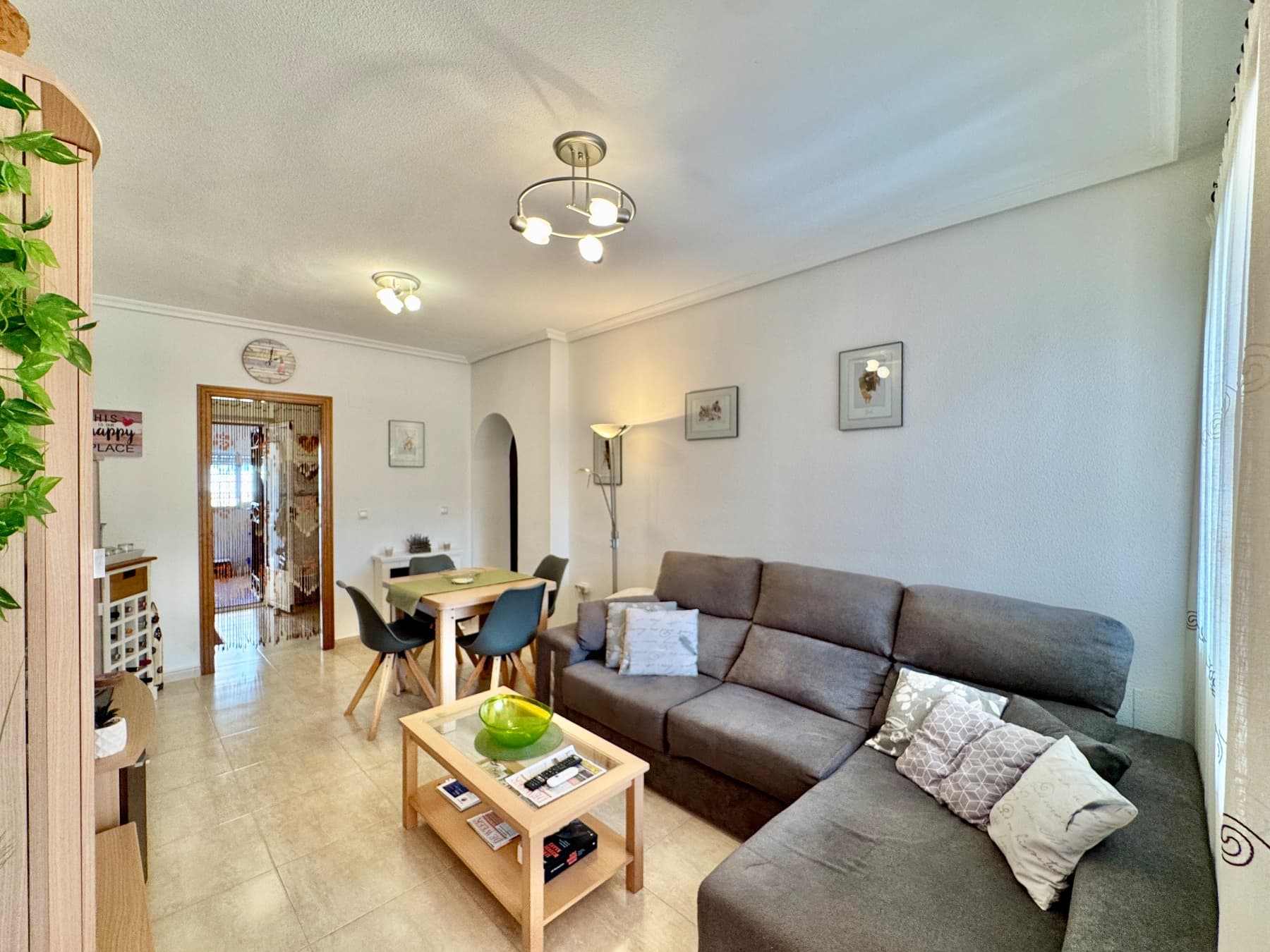 2 bed Middle Floor Apartment in Orihuela Costa - 19