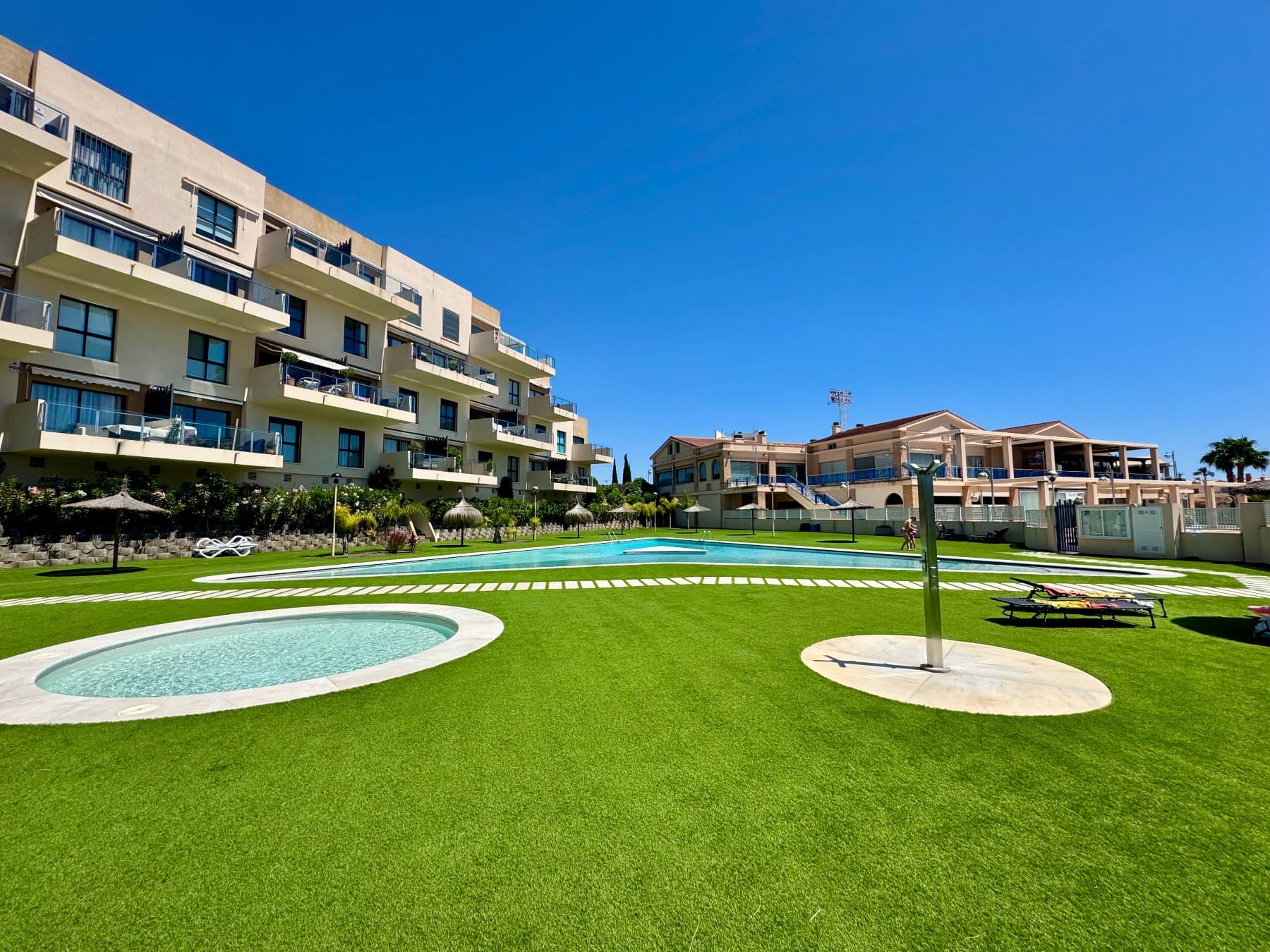Apartamento Planta Media de 2 dormitorios en Orihuela - 39
