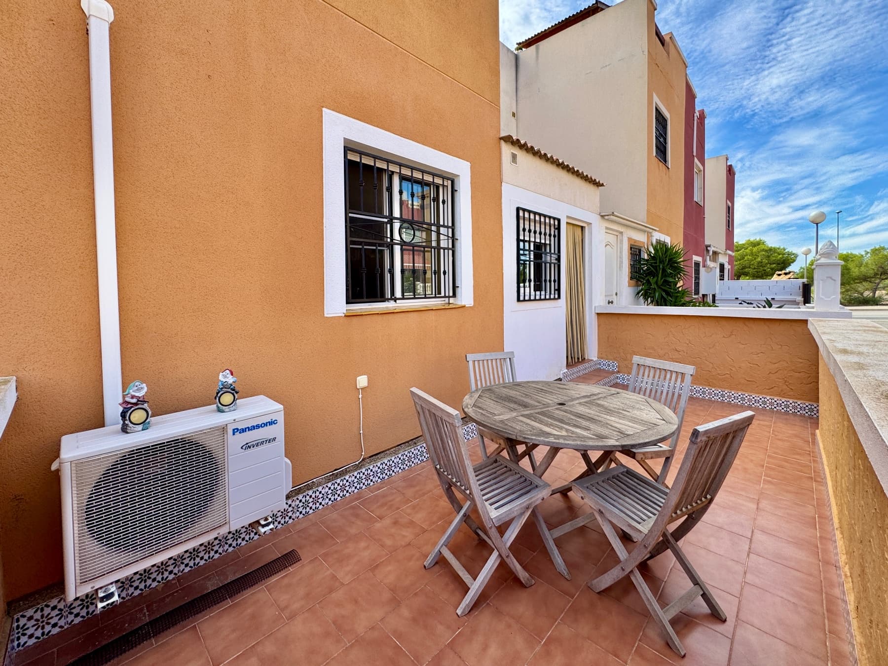 2 bed Middle Floor Apartment in Orihuela Costa - 27