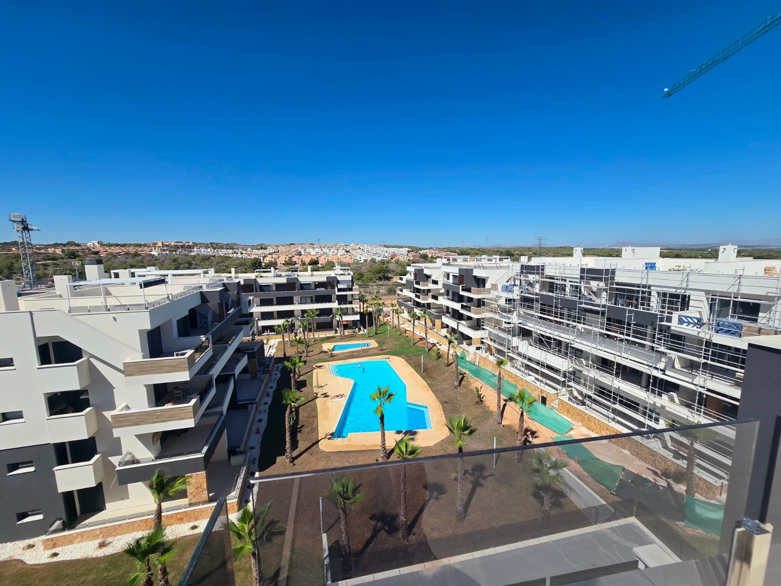 2 bed Middle Floor Apartment in Orihuela Costa - 37