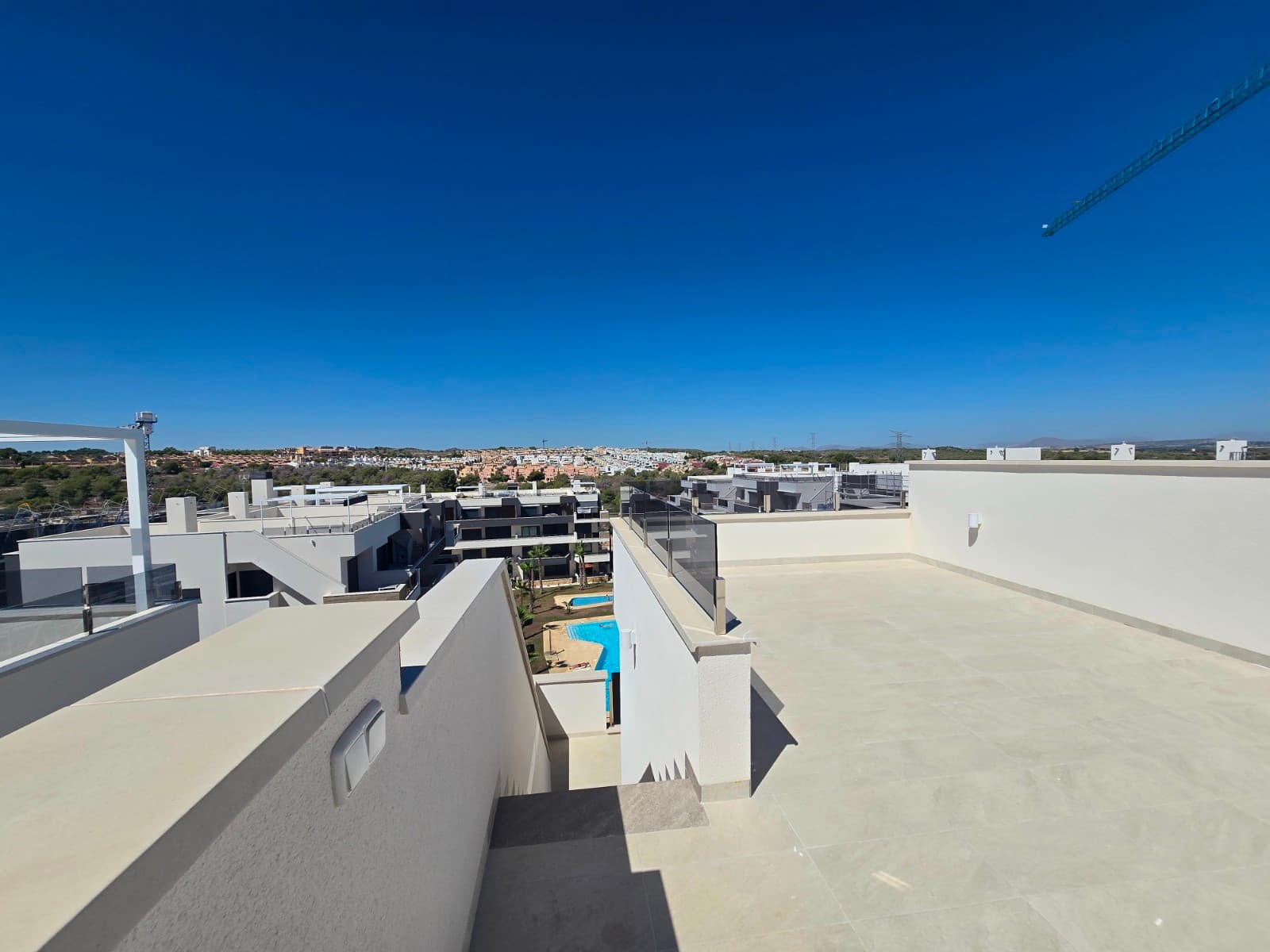2 bed Middle Floor Apartment in Orihuela Costa - 36