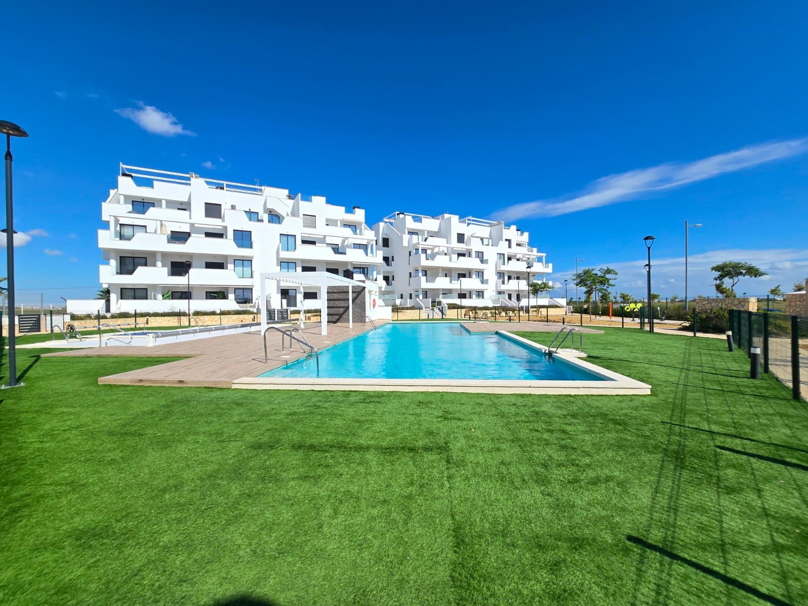 Apartamento Planta Media de 2 dormitorios en Santa Rosalia Lake and Life Resort - 1