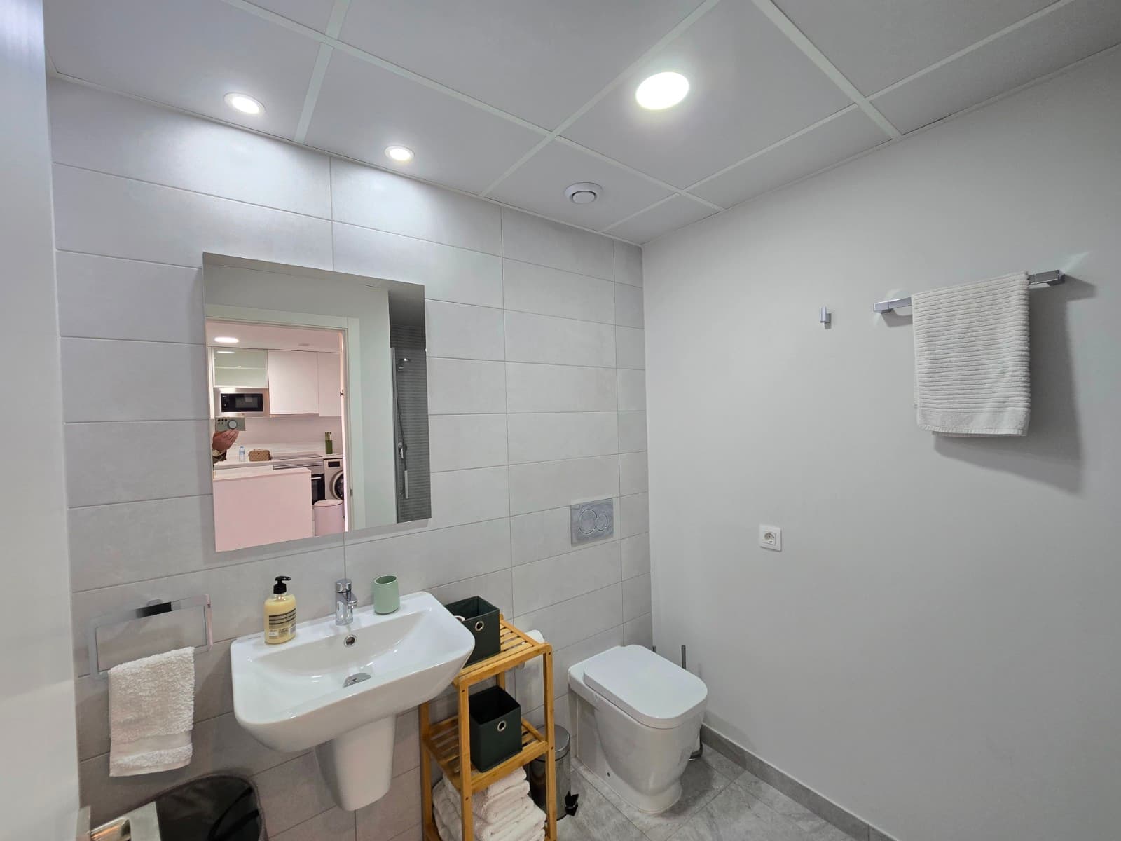 2 bed Middle Floor Apartment in Orihuela Costa - 19