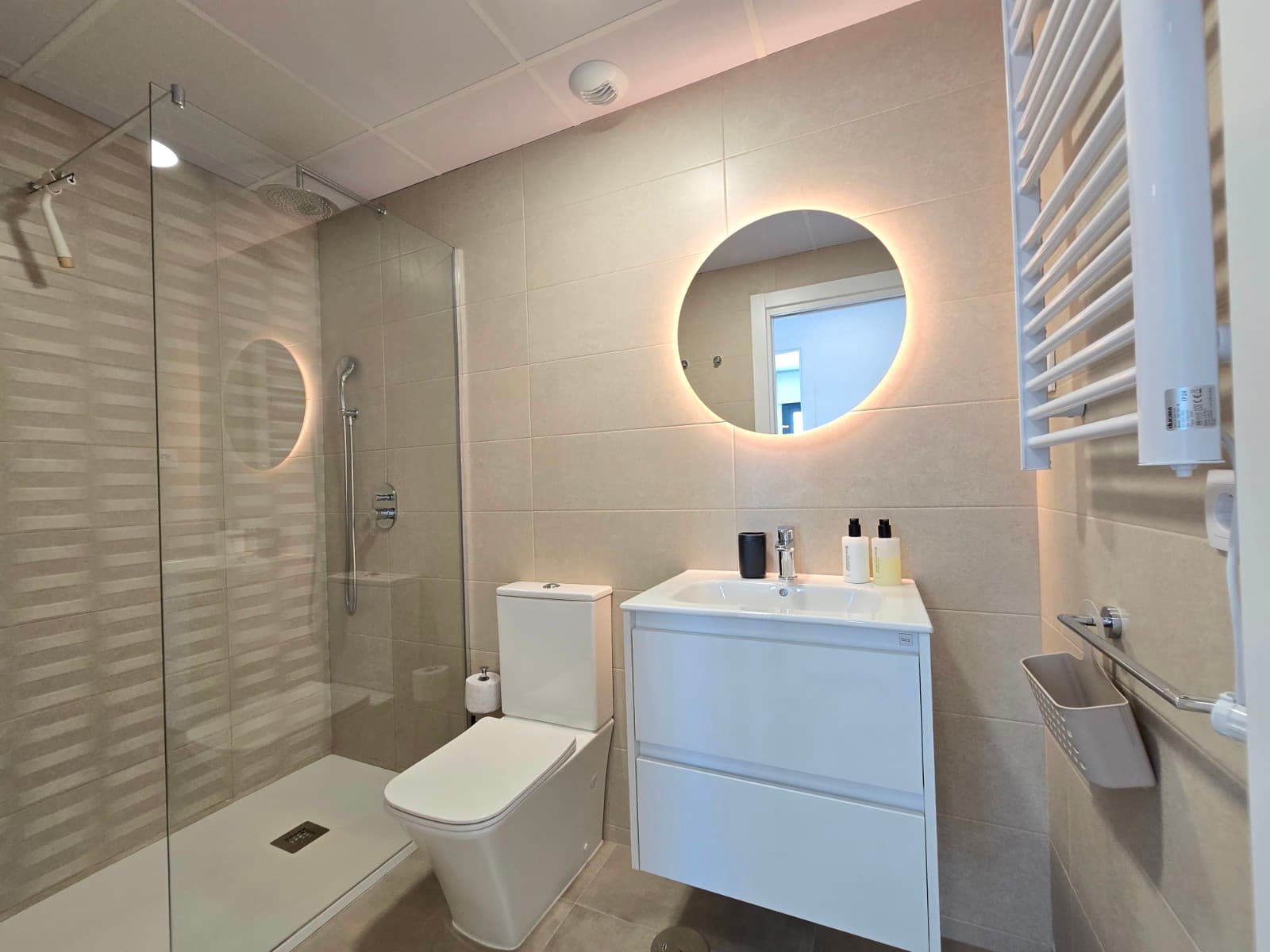 Tussenverdieping Appartement met 2 slaapkamers in Santa Rosalia Lake and Life Resort - 17