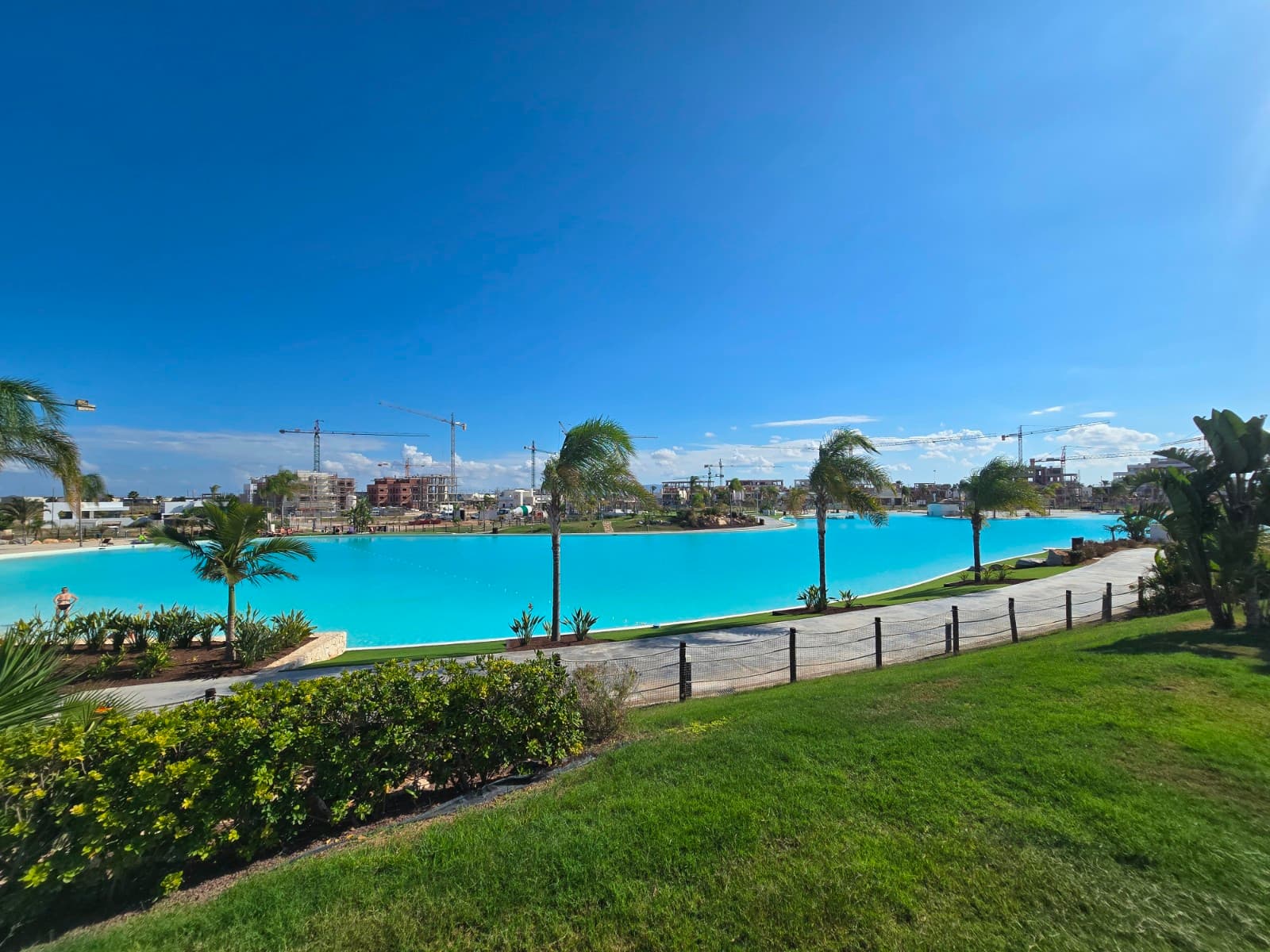 Tussenverdieping Appartement met 2 slaapkamers in Santa Rosalia Lake and Life Resort - 23
