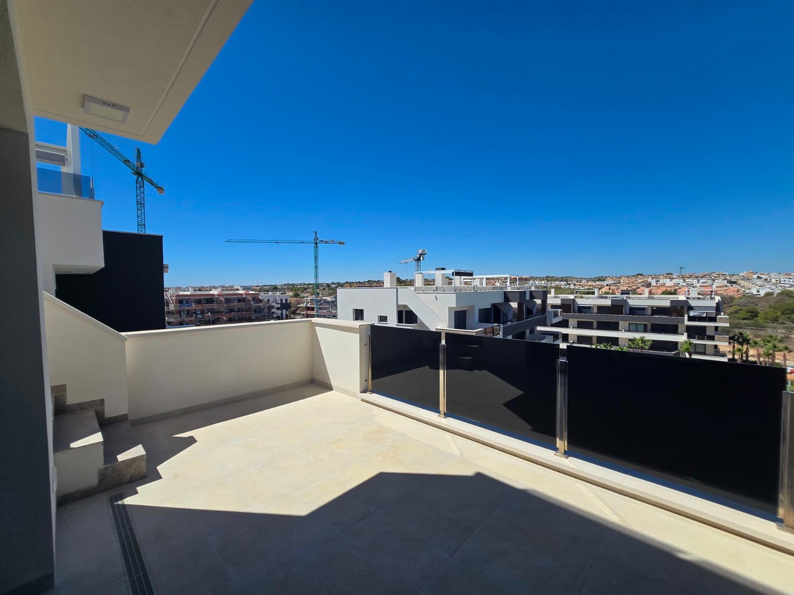 Tussenverdieping Appartement met 2 slaapkamers in Orihuela Costa - 17