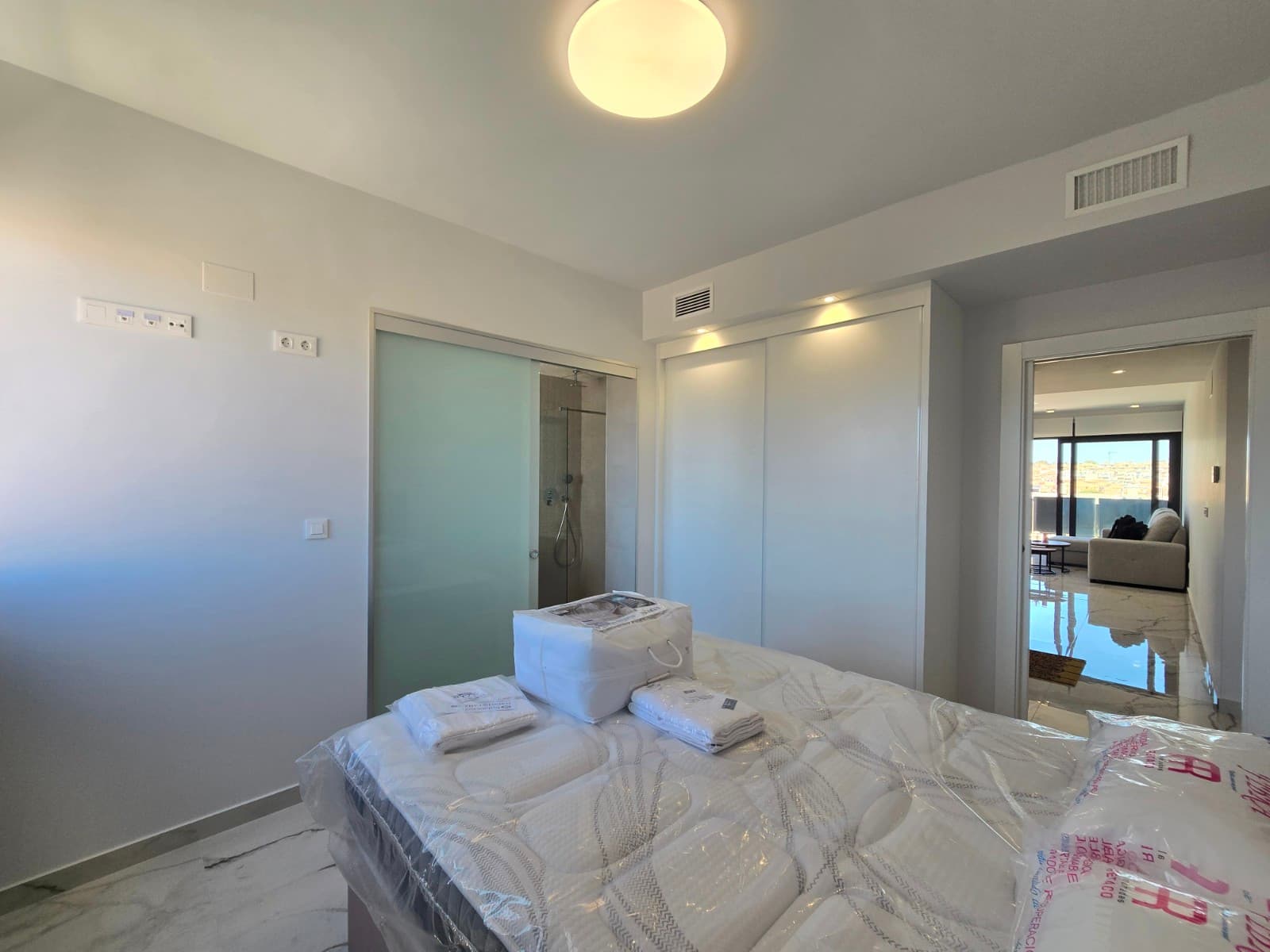 Tussenverdieping Appartement met 2 slaapkamers in Orihuela Costa - 11