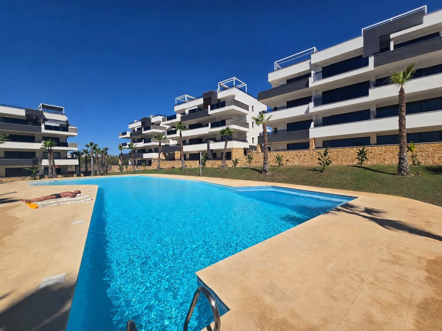 Tussenverdieping Appartement met 2 slaapkamers in Orihuela Costa - 3
