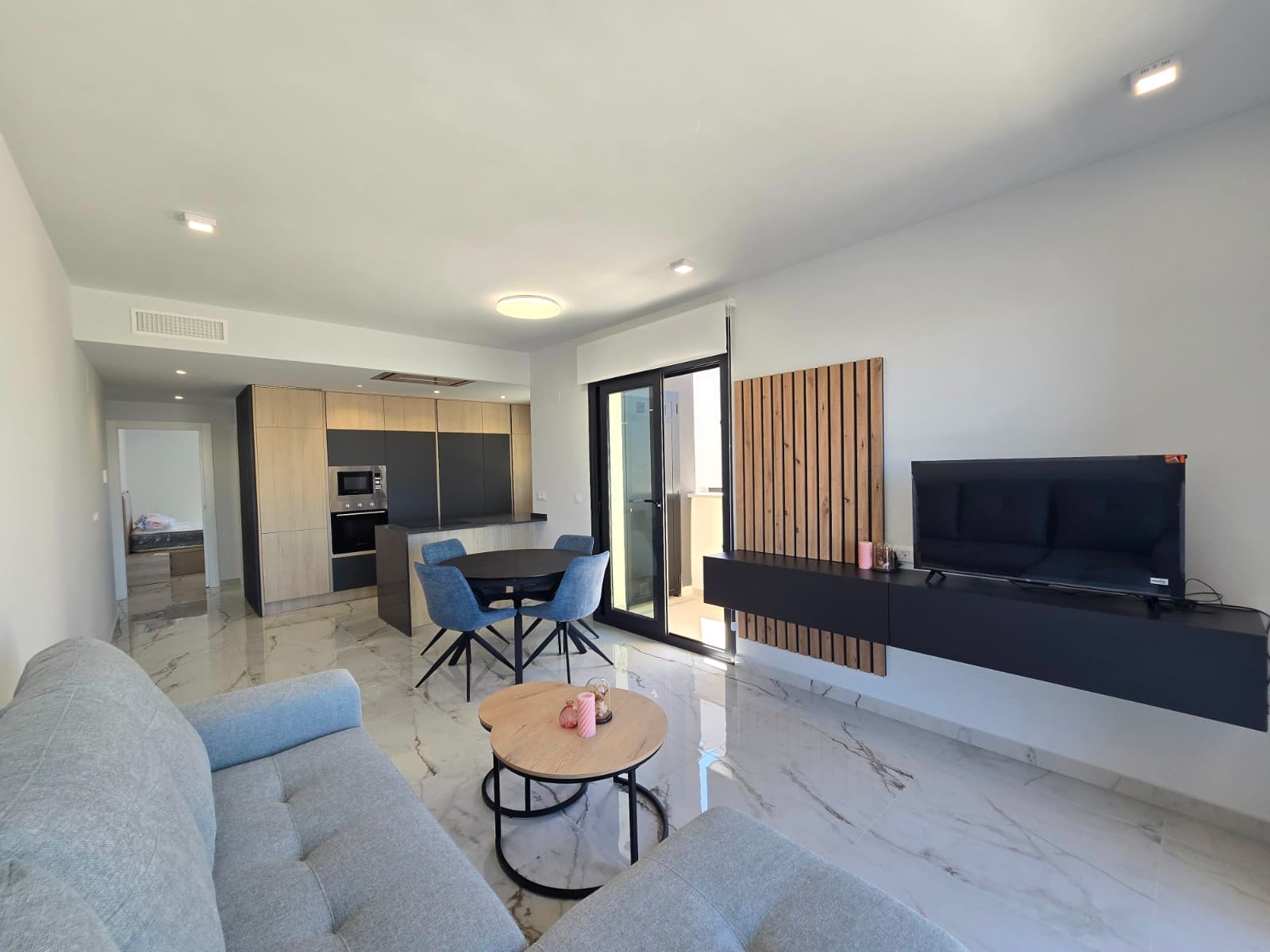 Tussenverdieping Appartement met 2 slaapkamers in Orihuela Costa - 8