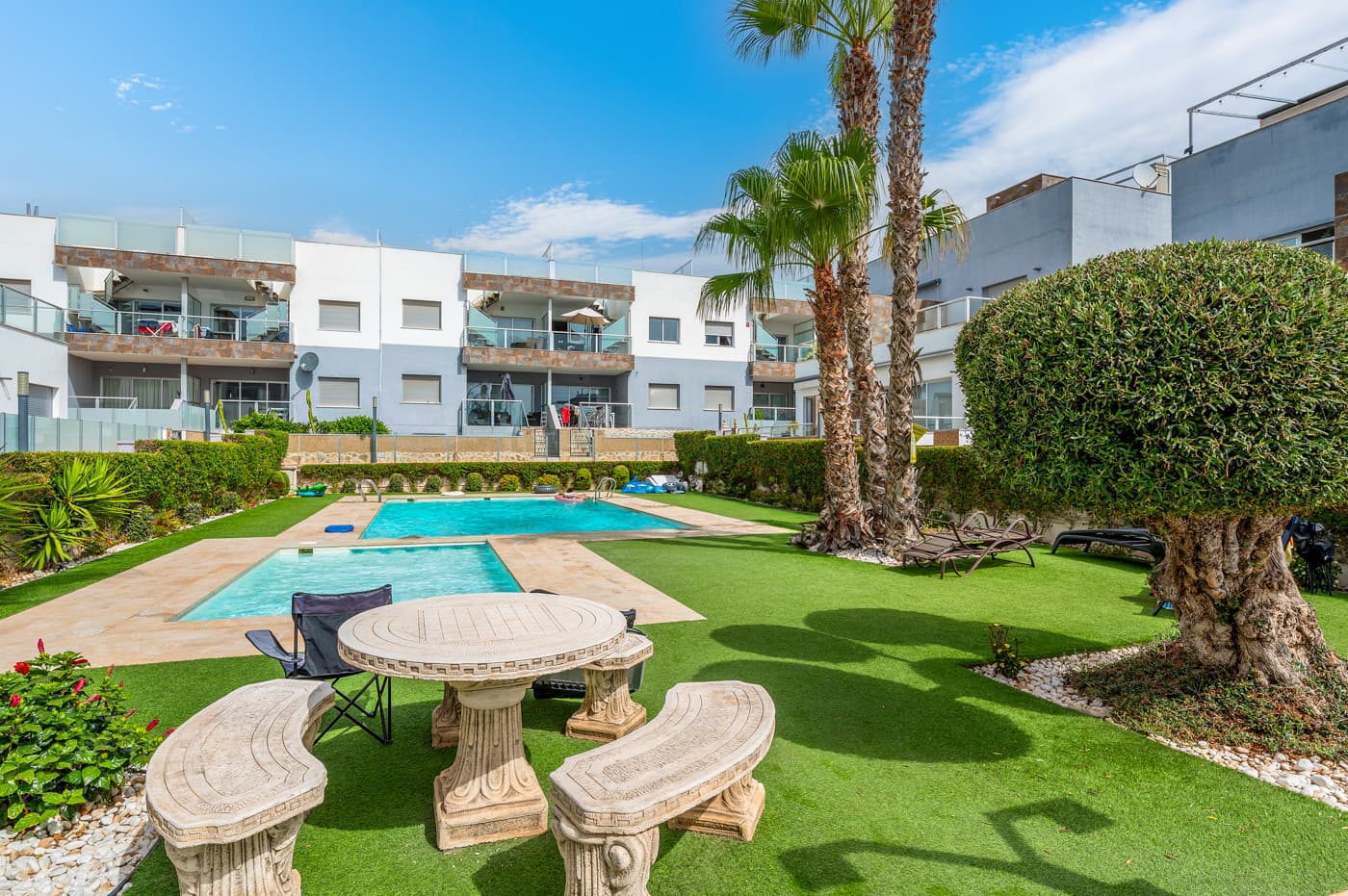 Bungalow met 2 slaapkamers in Orihuela Costa - 28