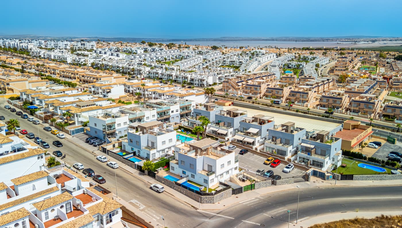 Bungalow met 2 slaapkamers in Orihuela Costa - 35
