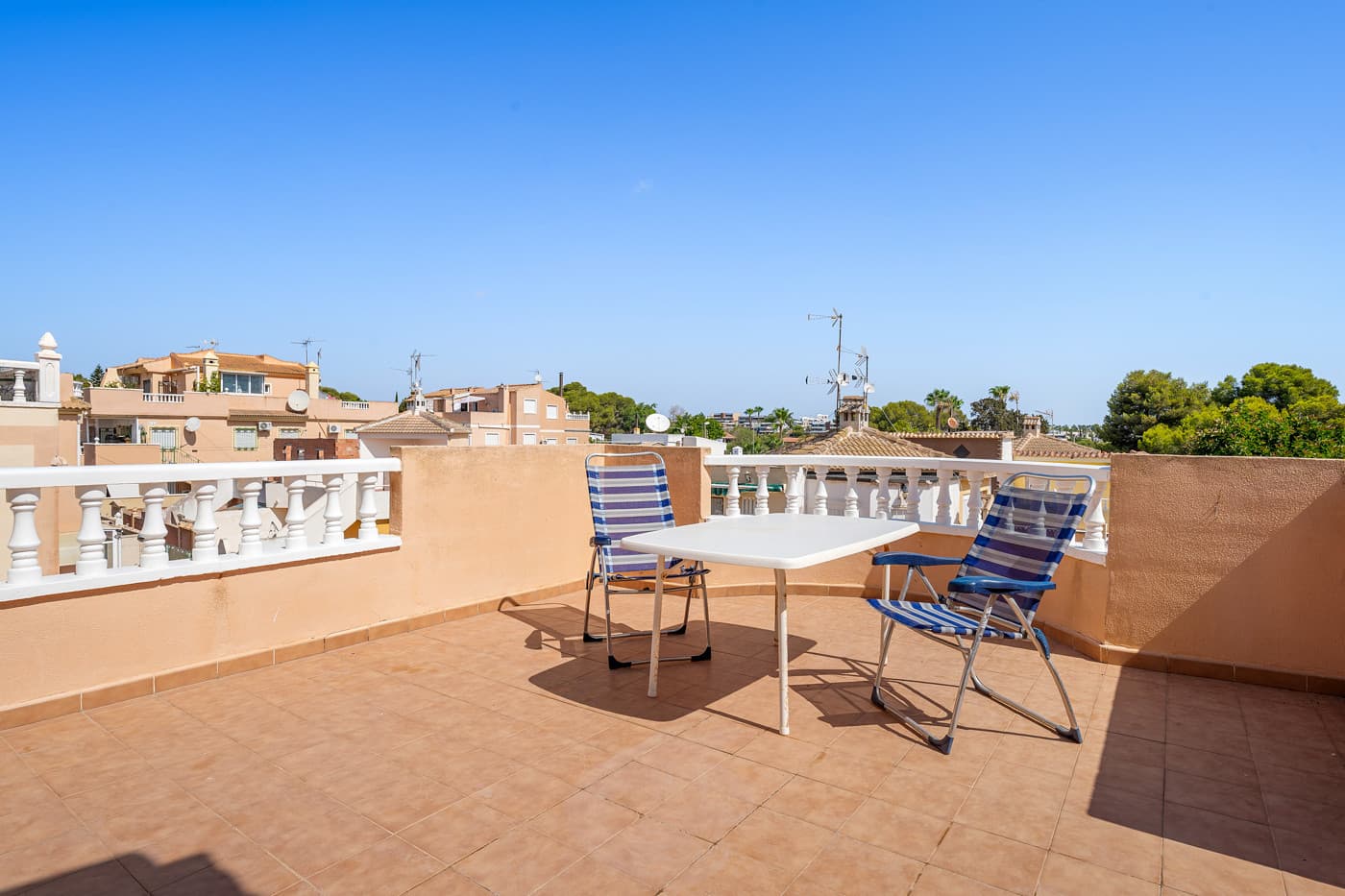 Bungalow met 3 slaapkamers in Cabo Roig - 2