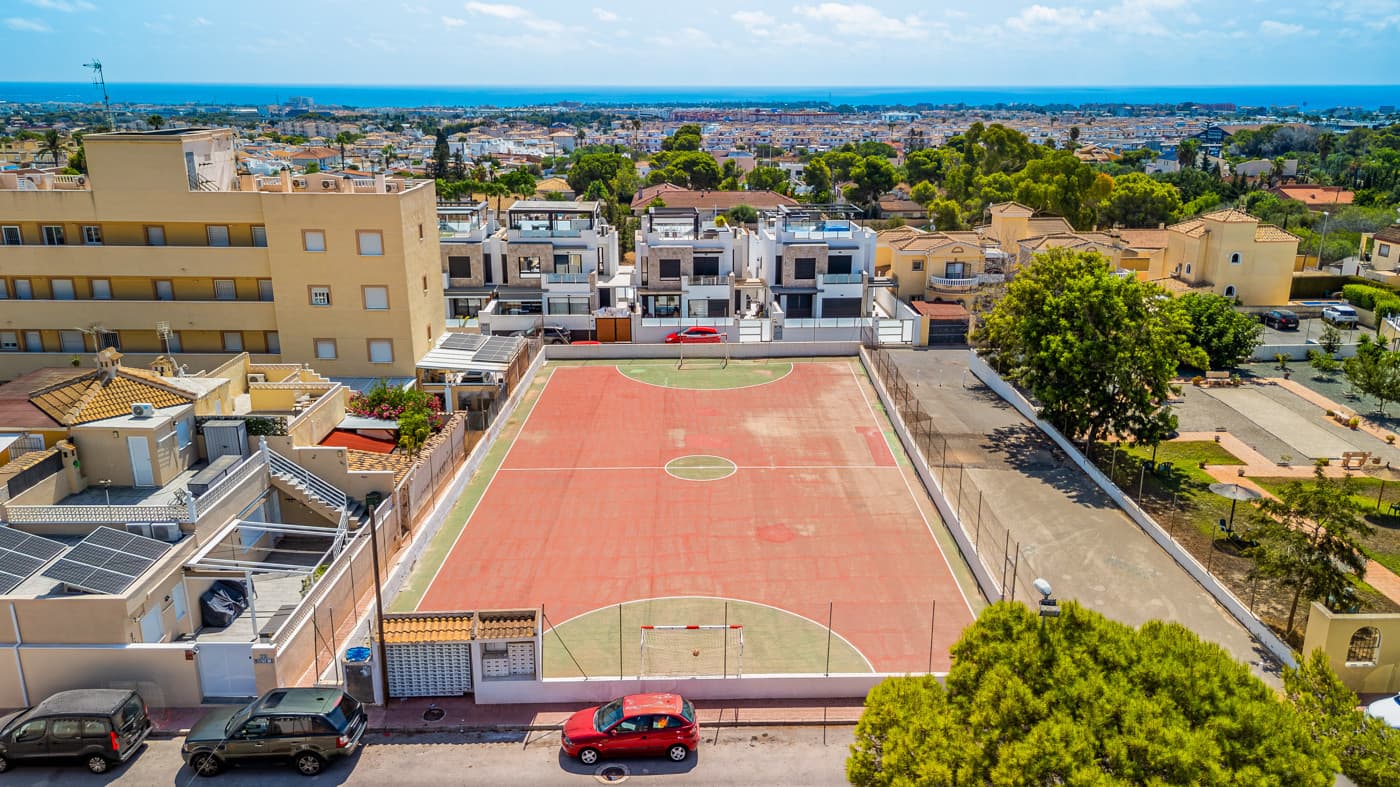 Bungalow met 3 slaapkamers in Cabo Roig - 33