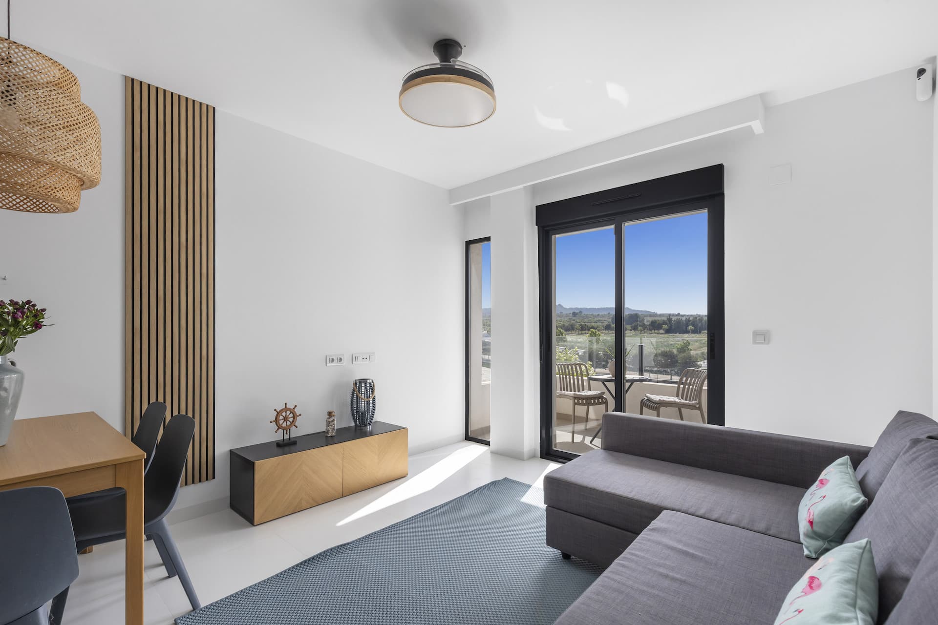 Apartamento Planta Media de 2 dormitorios en San Miguel de Salinas - 9