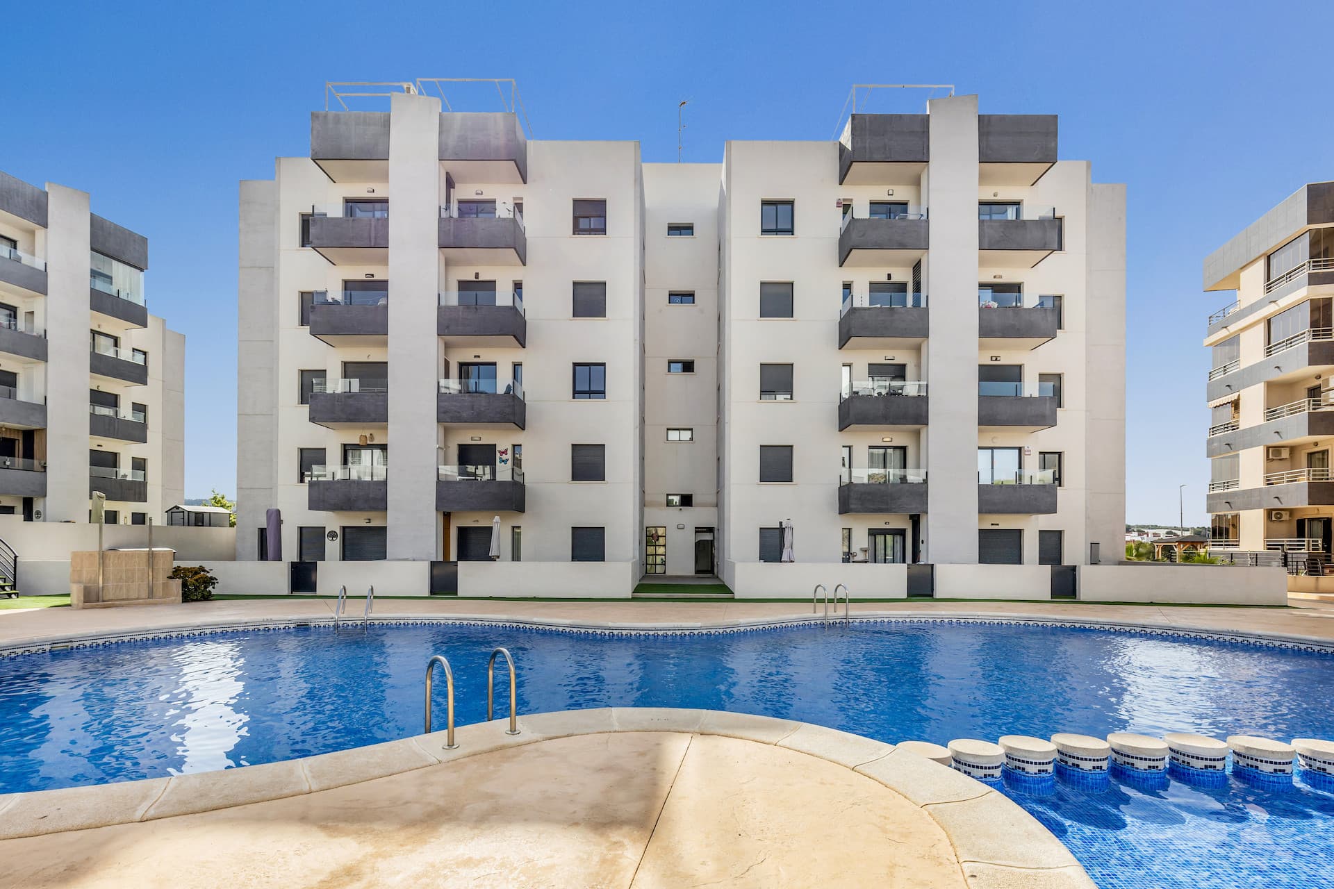 Apartamento Planta Media de 2 dormitorios en San Miguel de Salinas - 21