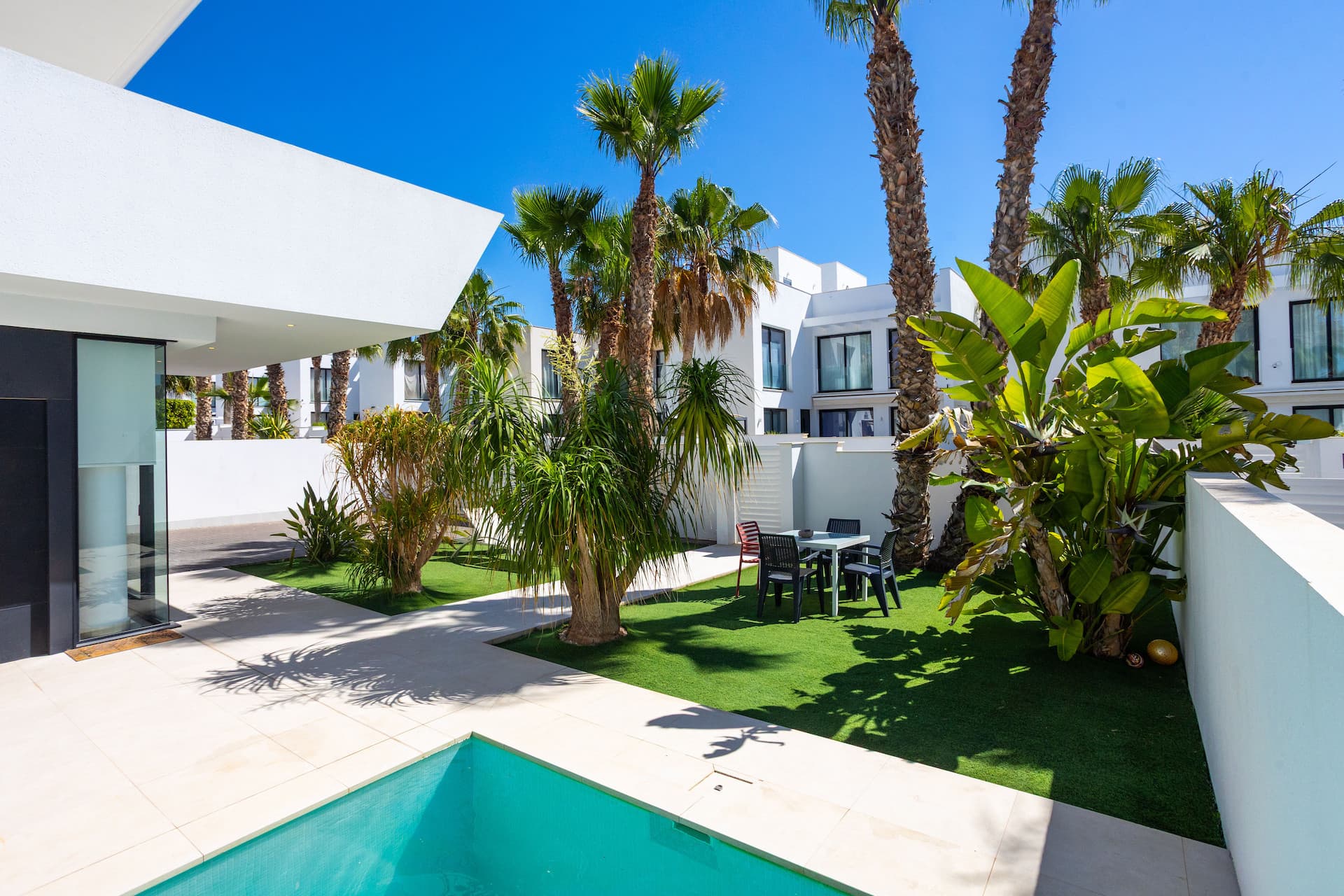 Vrijstaande Villa met 4 slaapkamers in Ciudad Quesada - 12