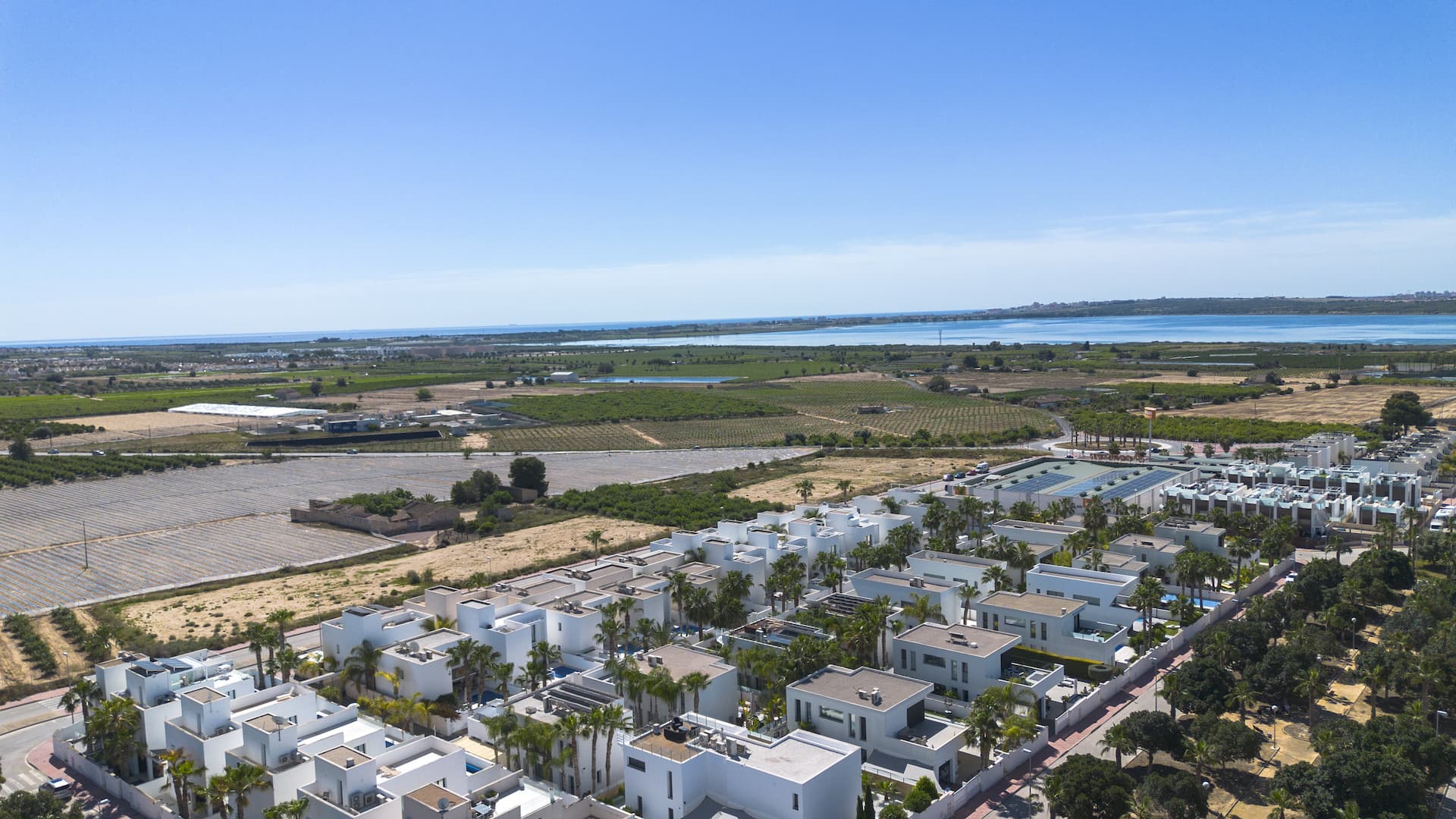 Vrijstaande Villa met 4 slaapkamers in Ciudad Quesada - 32