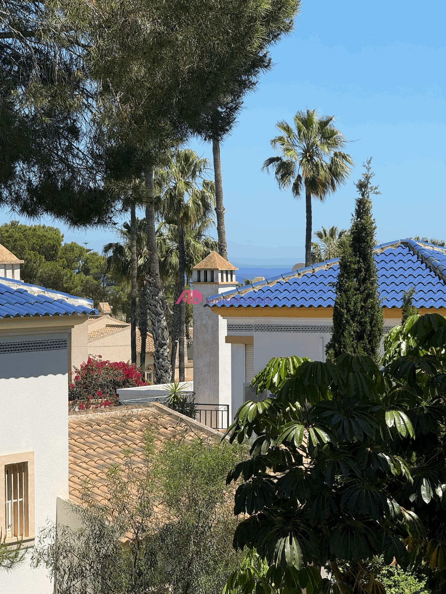2 bed Middle Floor Apartment in Orihuela Costa - 10