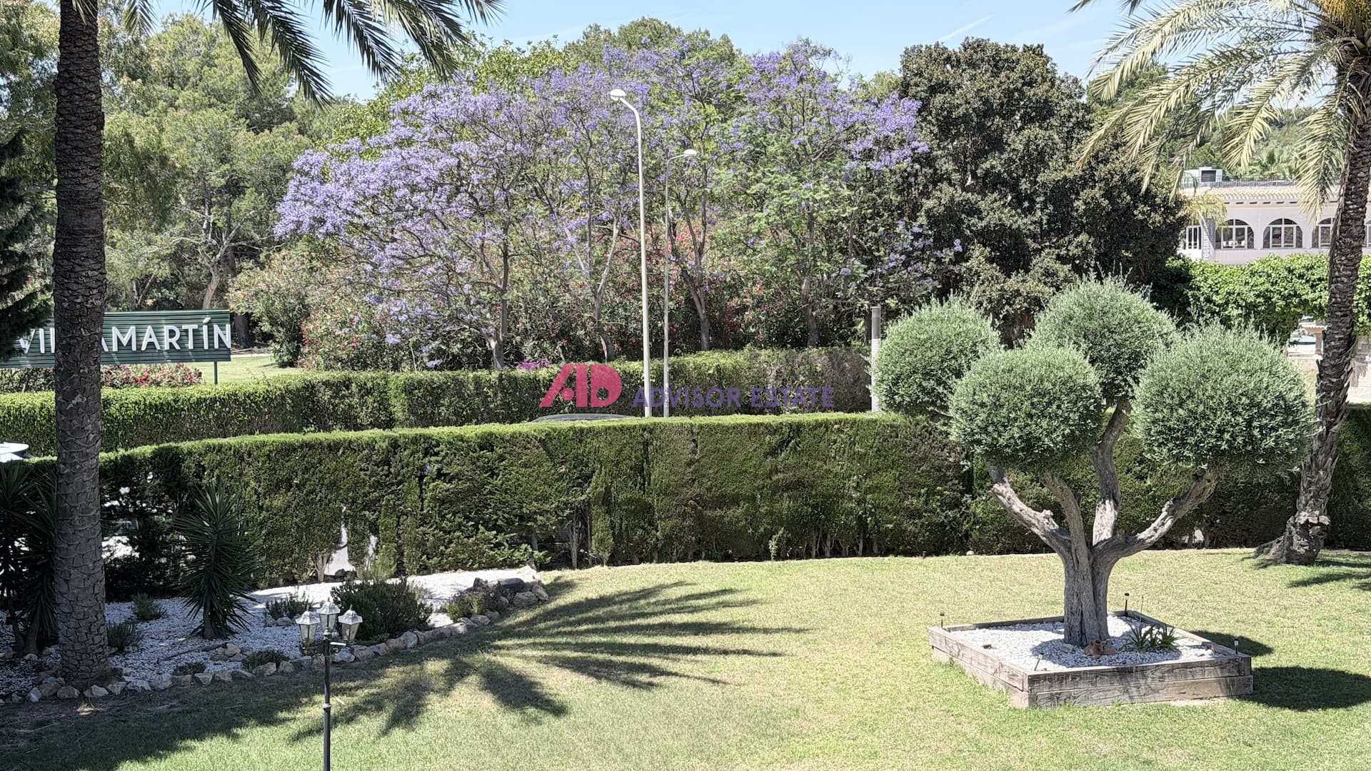 2 bed Middle Floor Apartment in Orihuela Costa - 22
