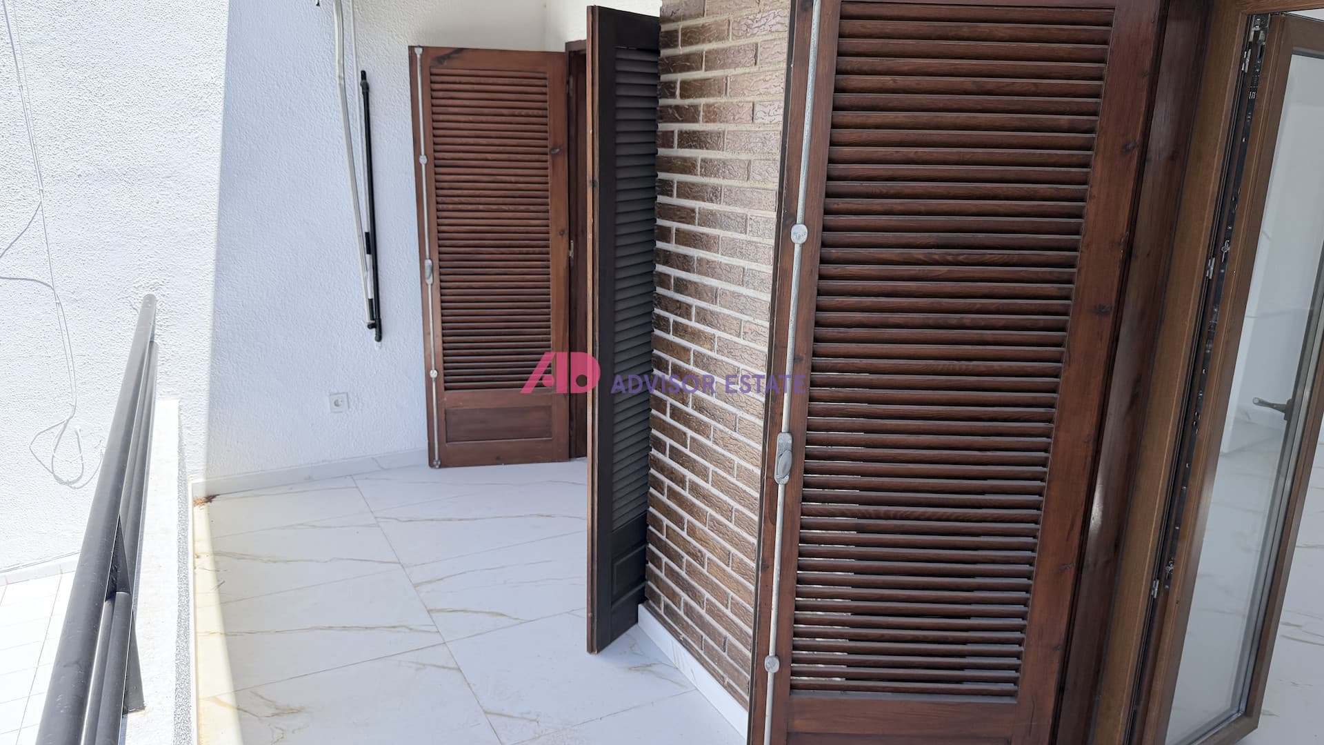 2 bed Middle Floor Apartment in Orihuela Costa - 19