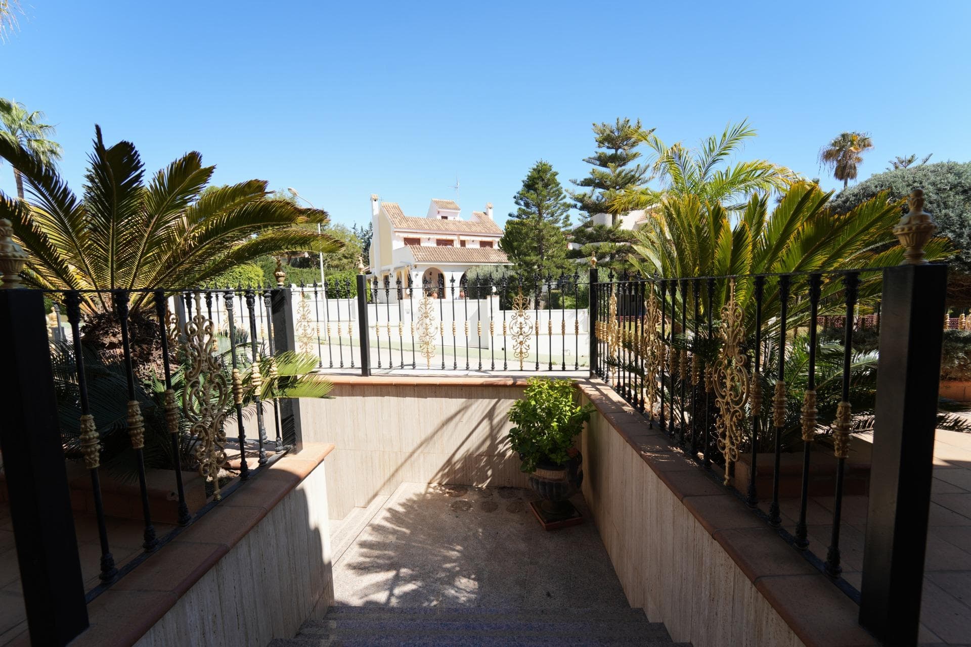 Villa - Chalet de 8 dormitorios en Orihuela Costa - 36