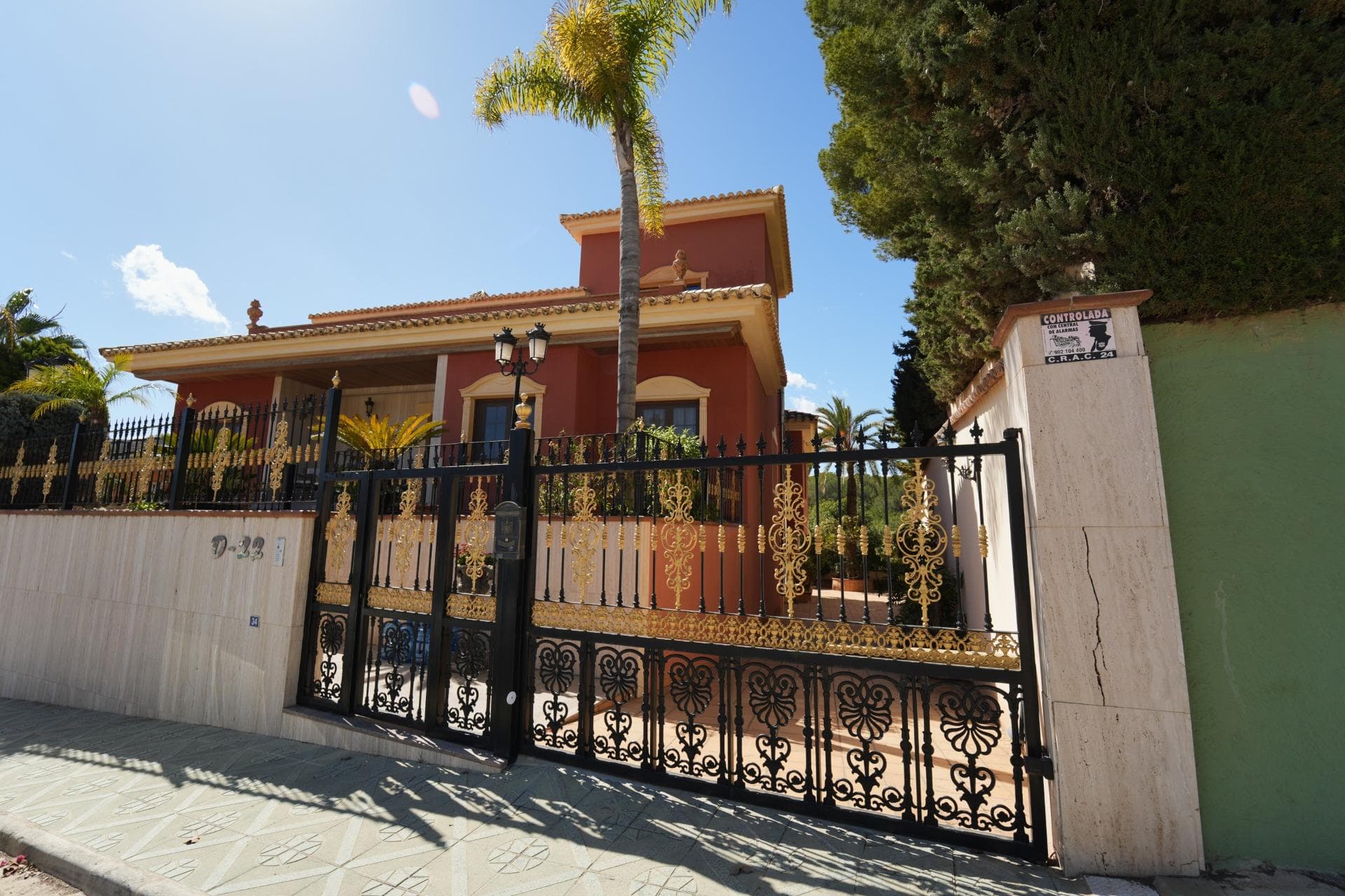 Villa - Chalet de 8 dormitorios en Orihuela Costa - 40