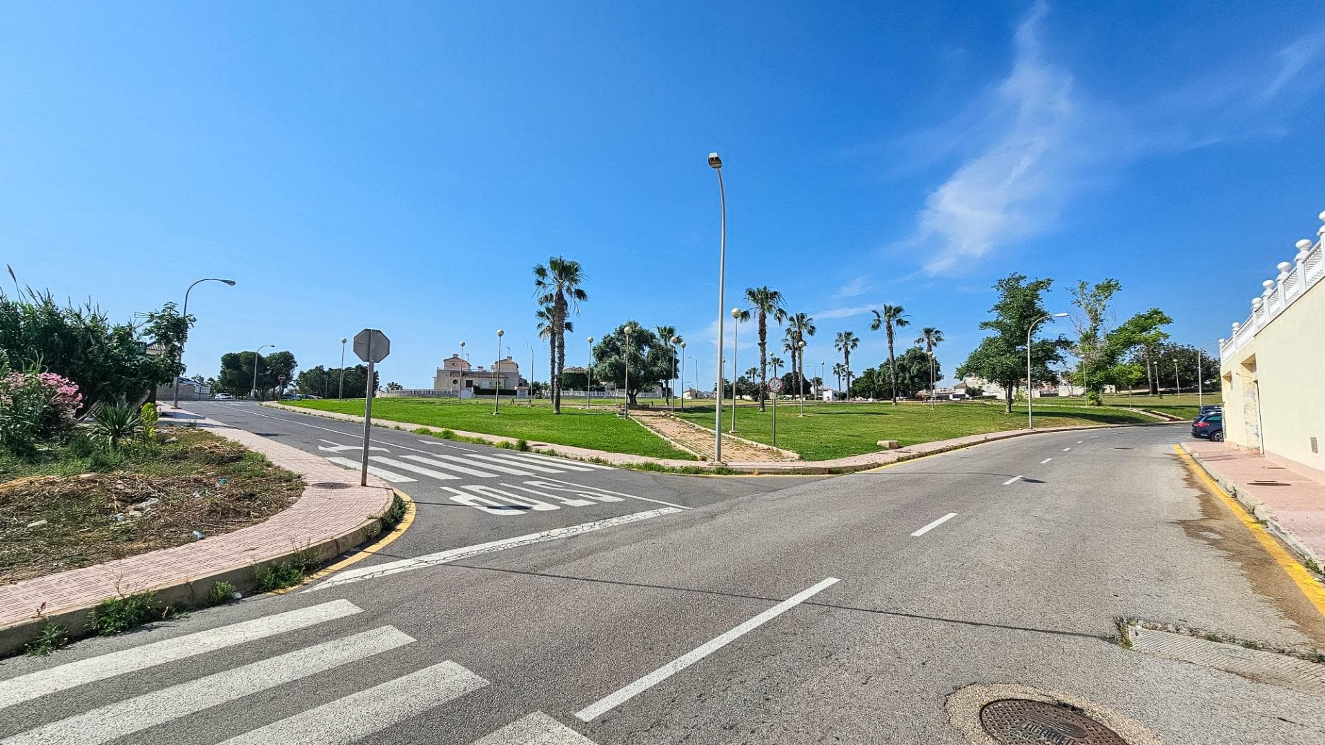 Bungalow met 2 slaapkamers in Orihuela Costa - 24