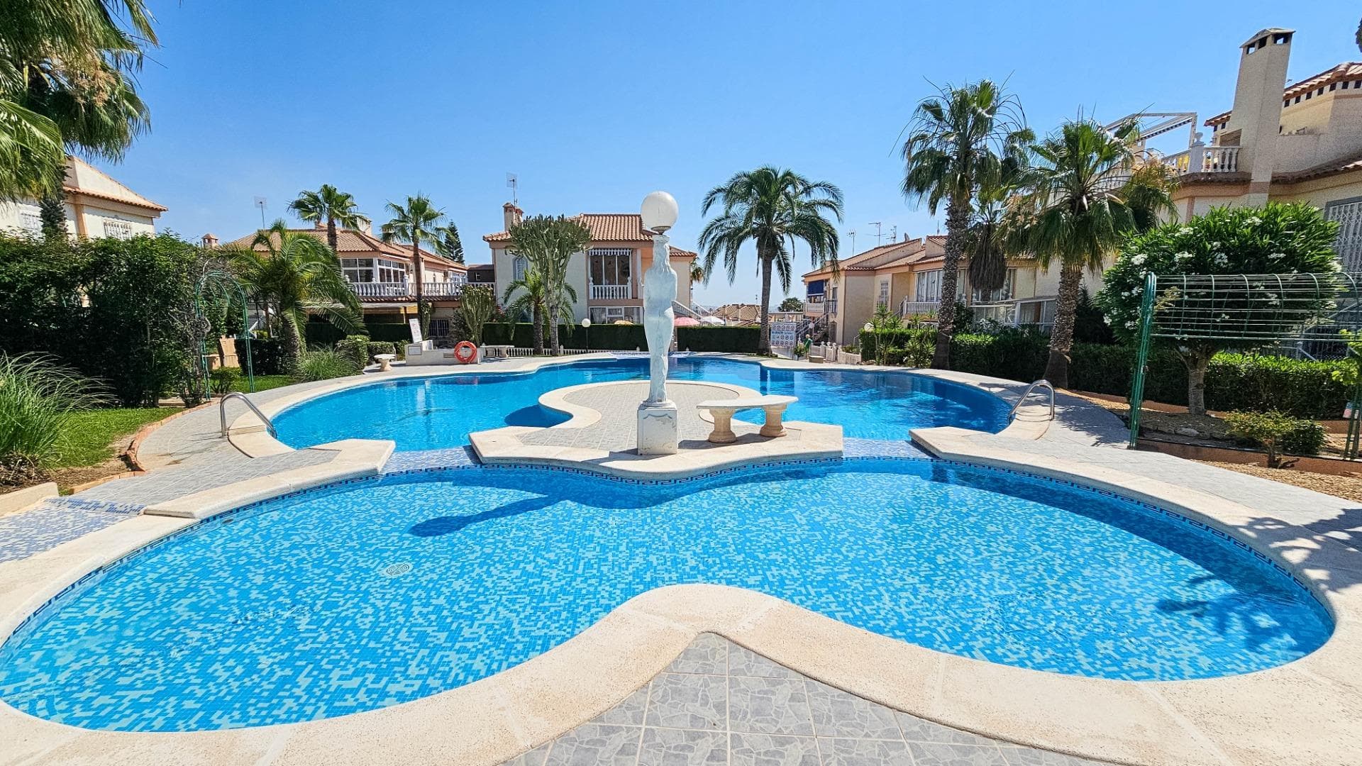 Bungalow met 2 slaapkamers in Orihuela Costa - 25
