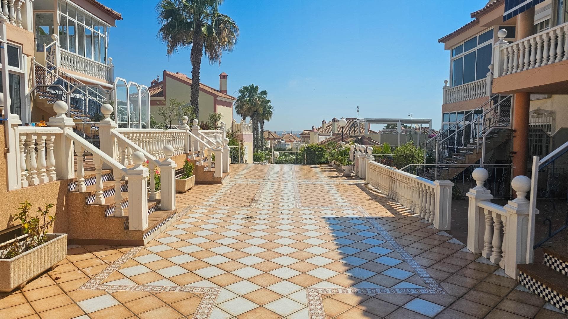 Bungalow met 2 slaapkamers in Orihuela Costa - 5