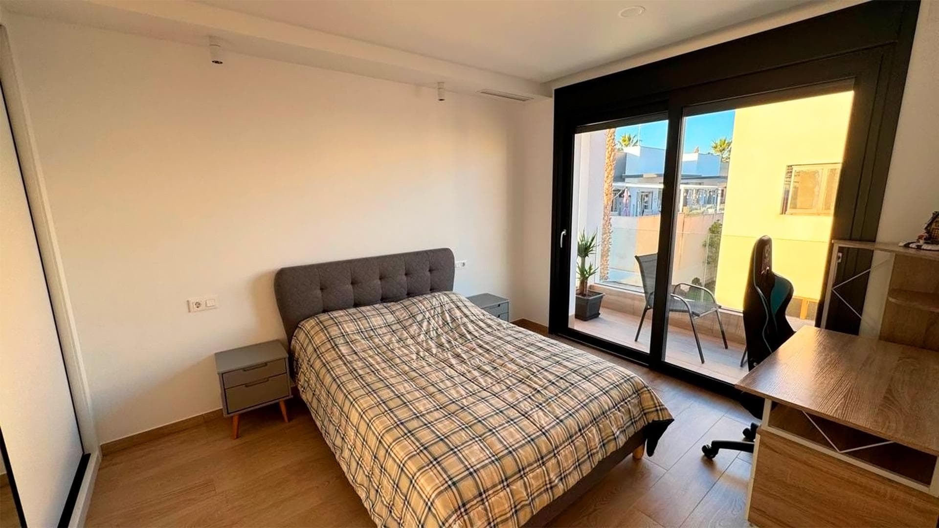 4 bed Detached Villa in Rojales - 16