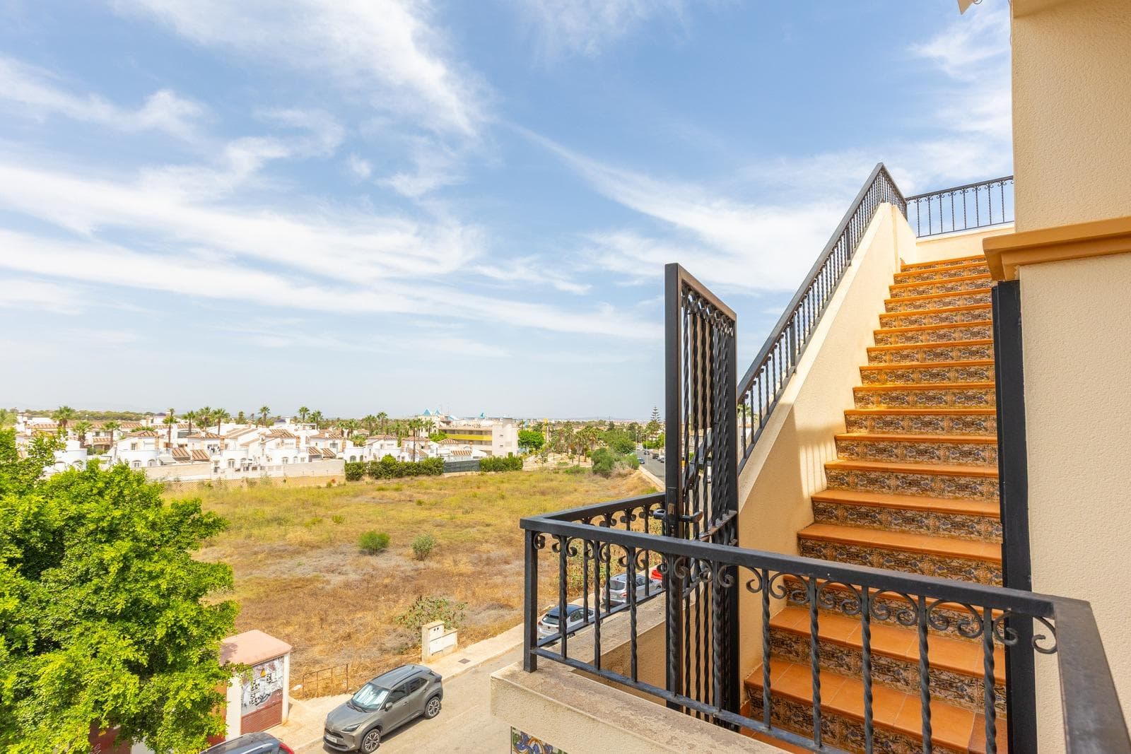 2 bed Middle Floor Apartment in Orihuela Costa - 30