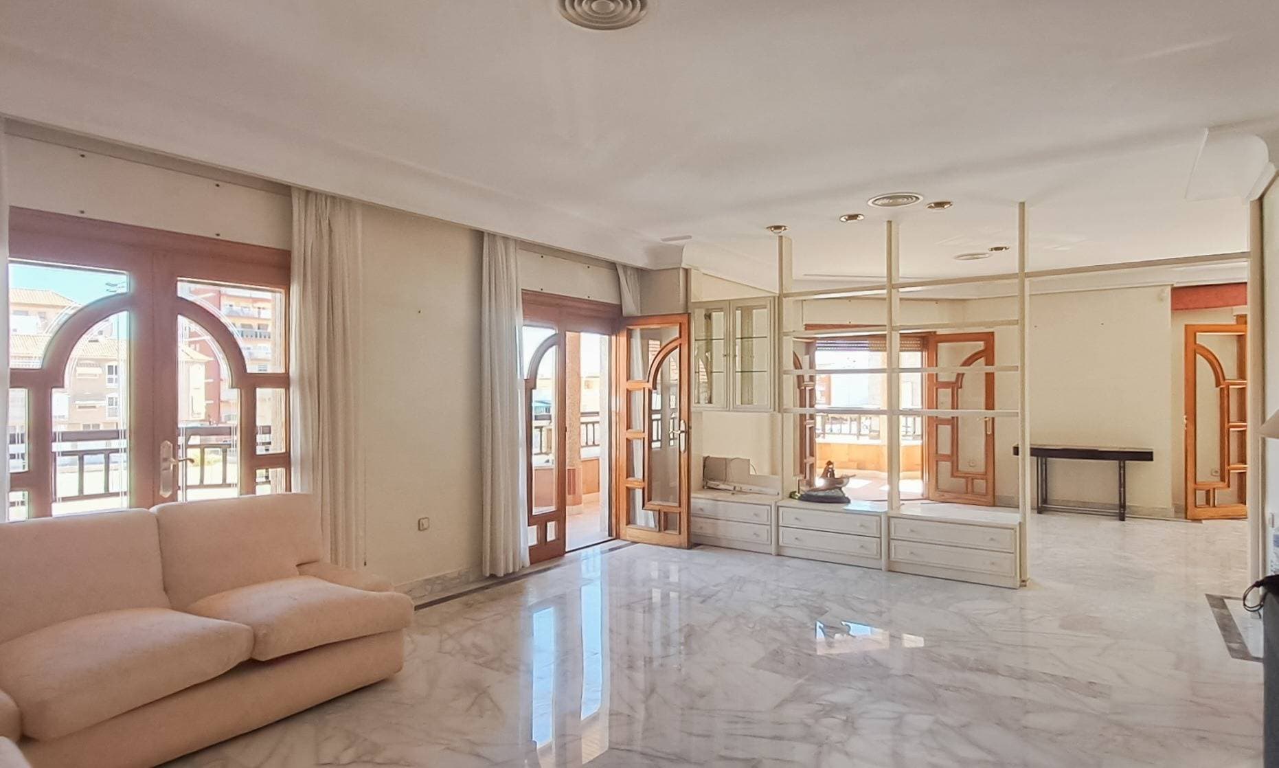Tussenverdieping Appartement met 6 slaapkamers in San Pedro del Pinatar - 3