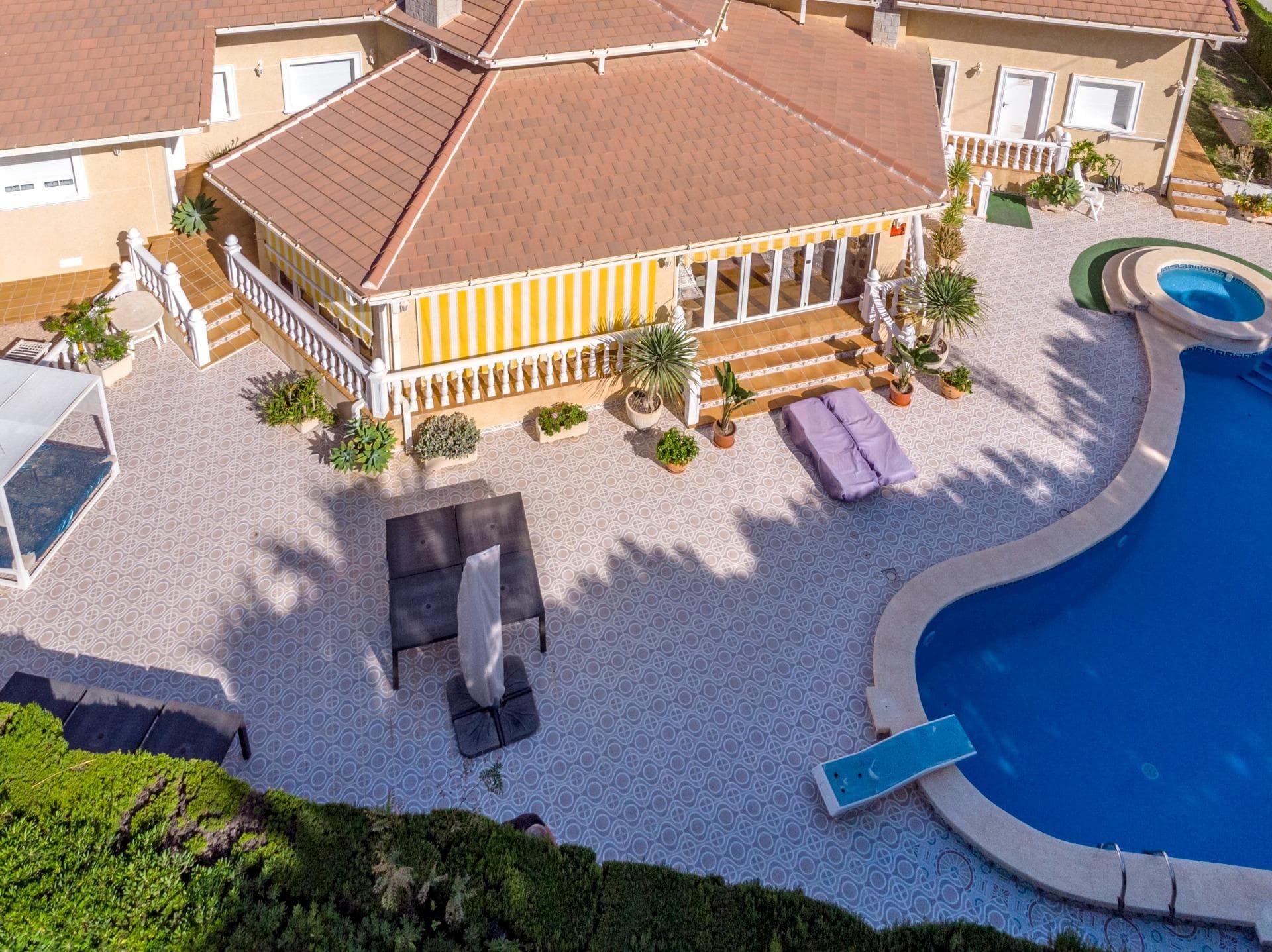 Villa - Chalet de 3 dormitorios en Cabo Roig - 1