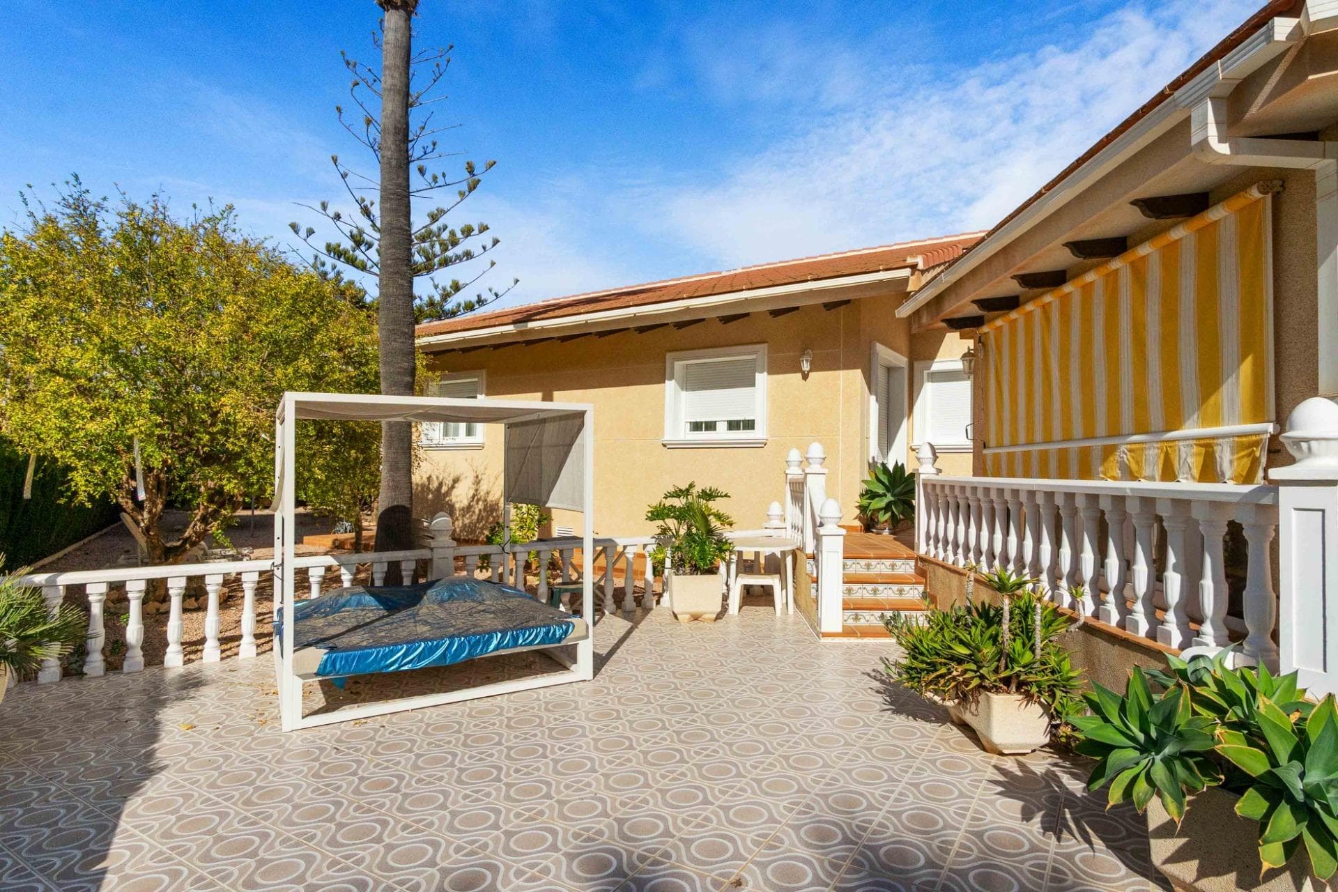 Villa - Chalet de 3 dormitorios en Cabo Roig - 38