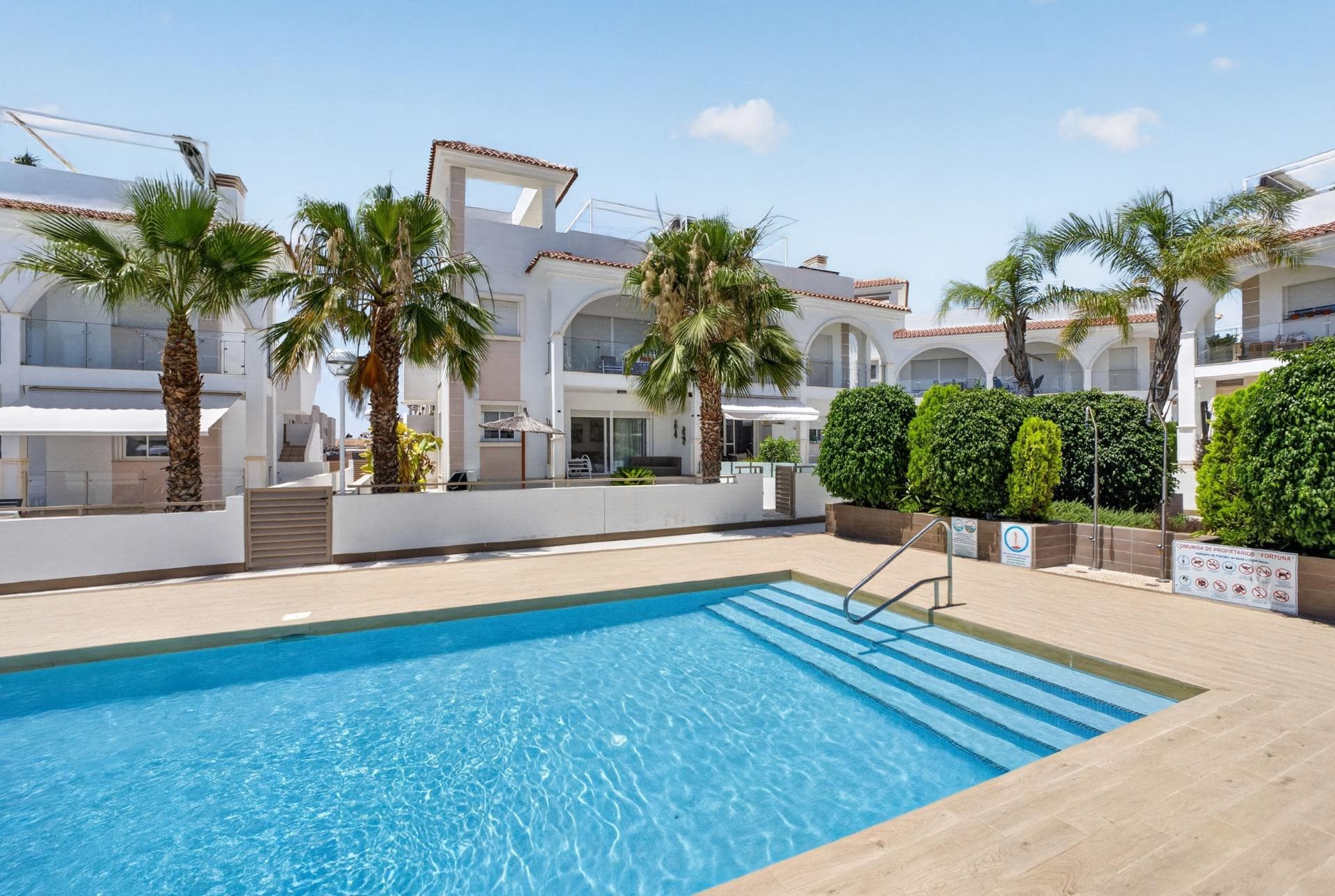 Apartamento Planta Media de 2 dormitorios en Rojales - 1
