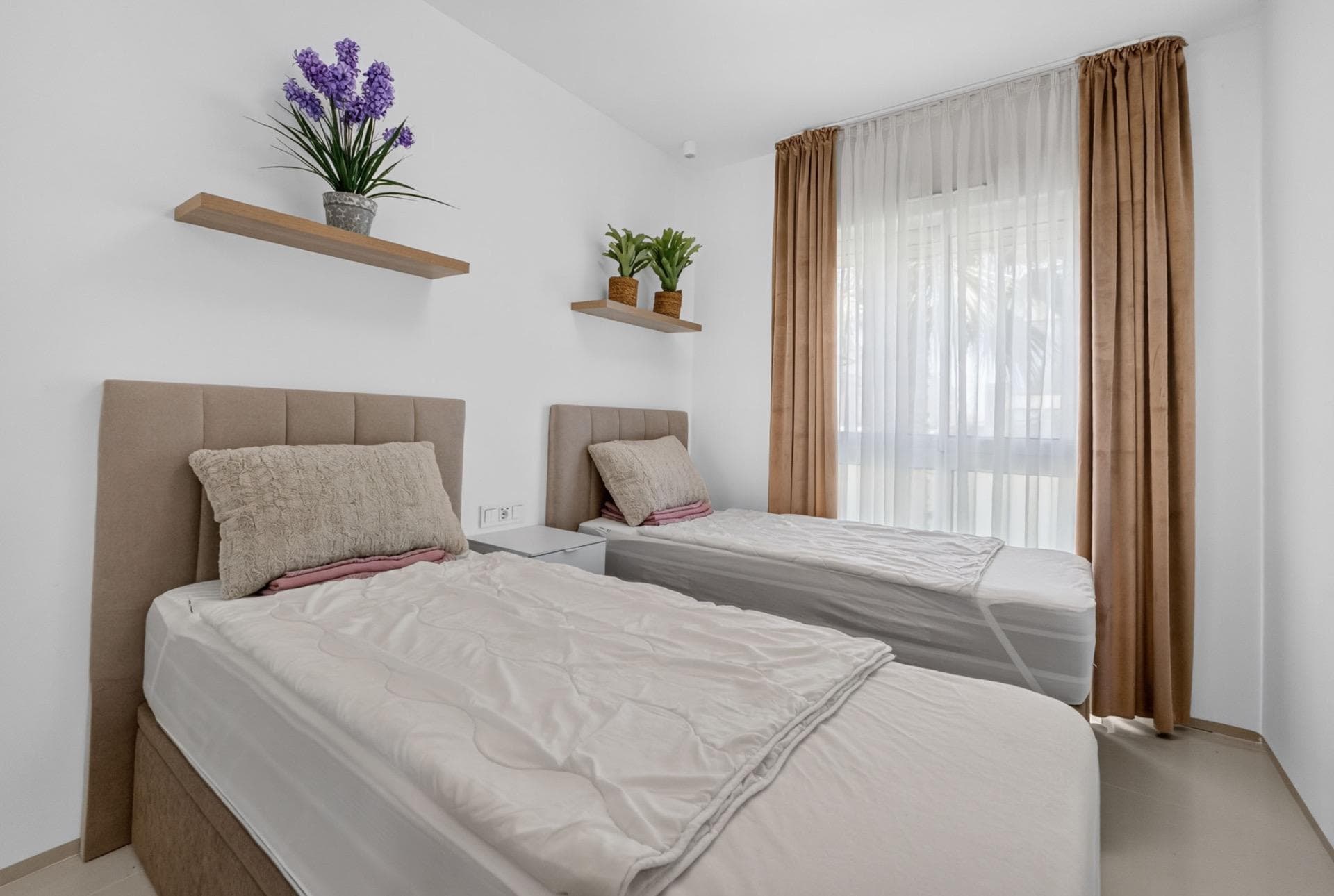 Apartamento Planta Media de 2 dormitorios en Rojales - 16