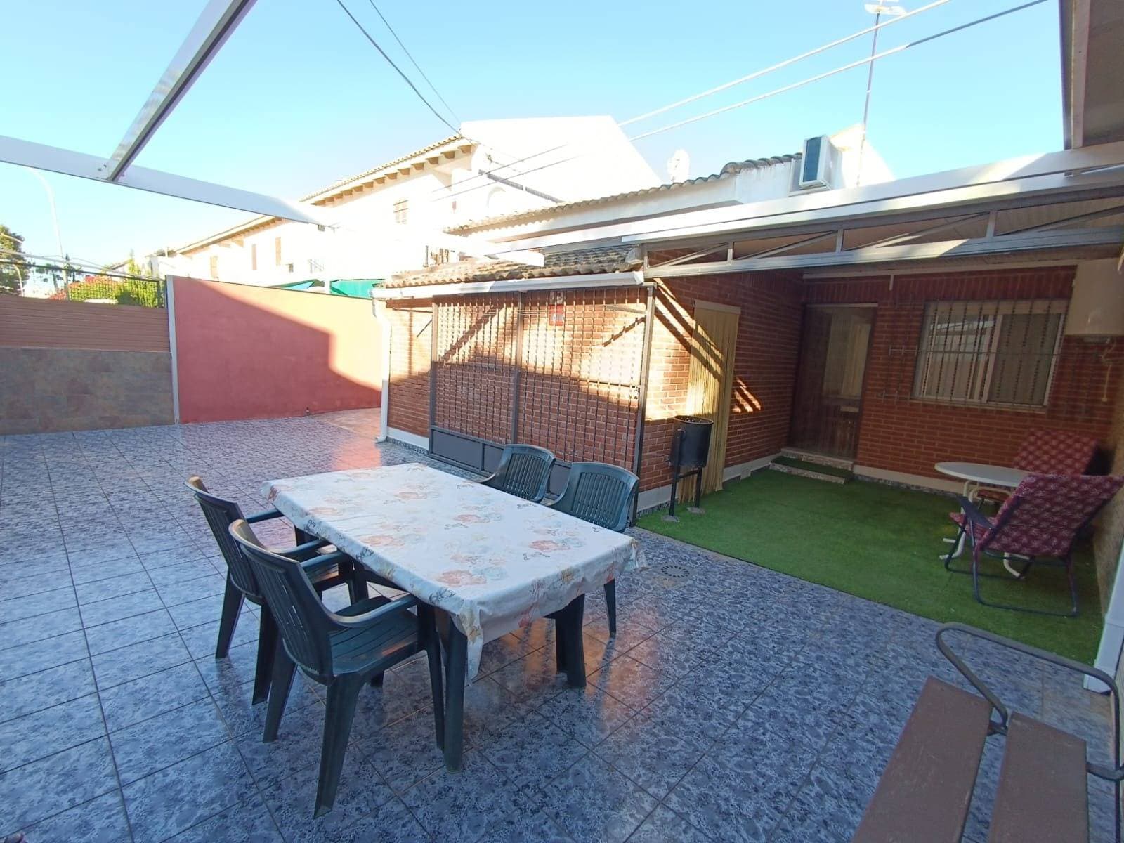 3 bed Semi-Detached House in San Pedro del Pinatar - 2