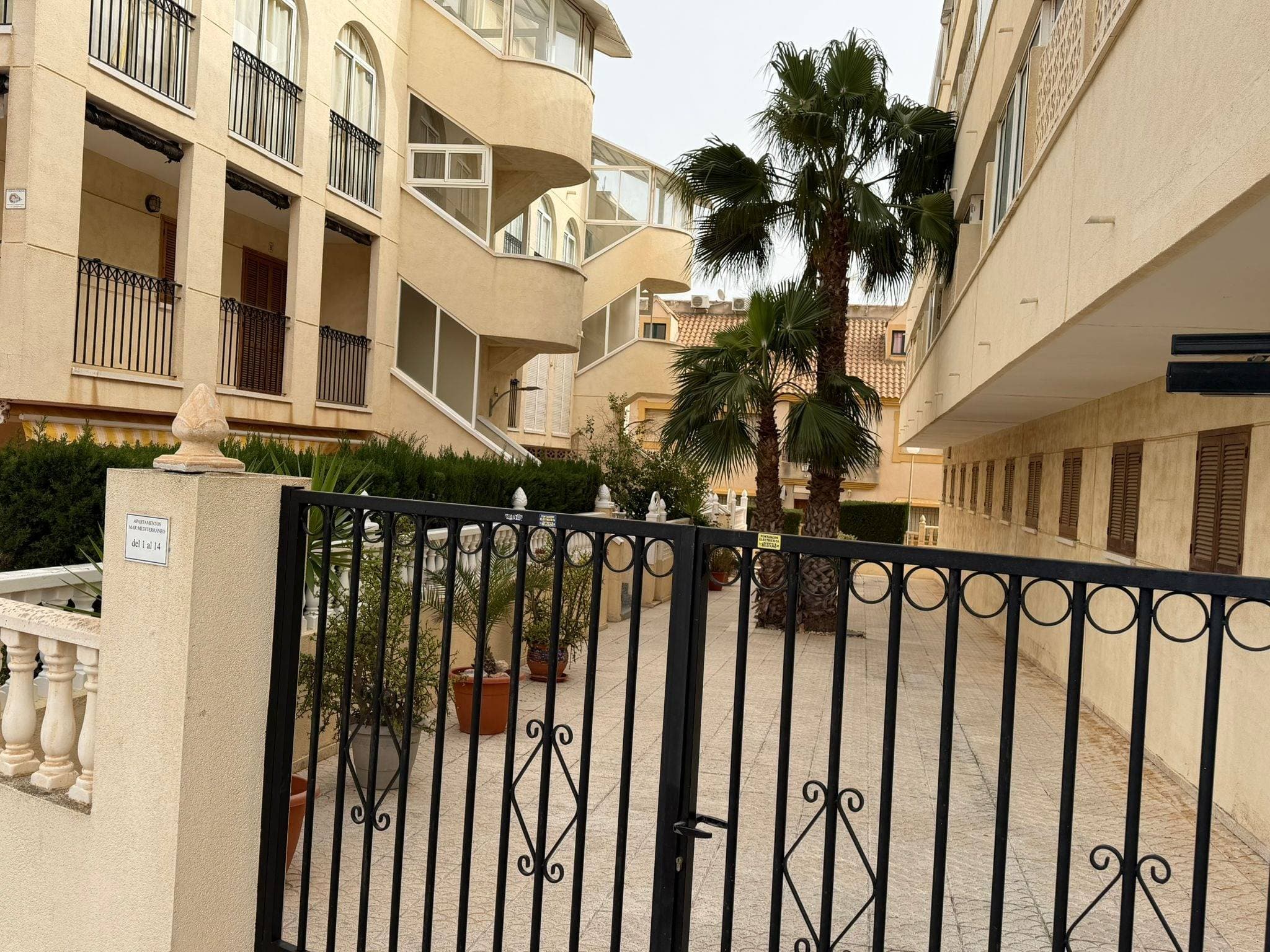 Apartamento Planta Media de 2 dormitorios en Orihuela Costa - 1