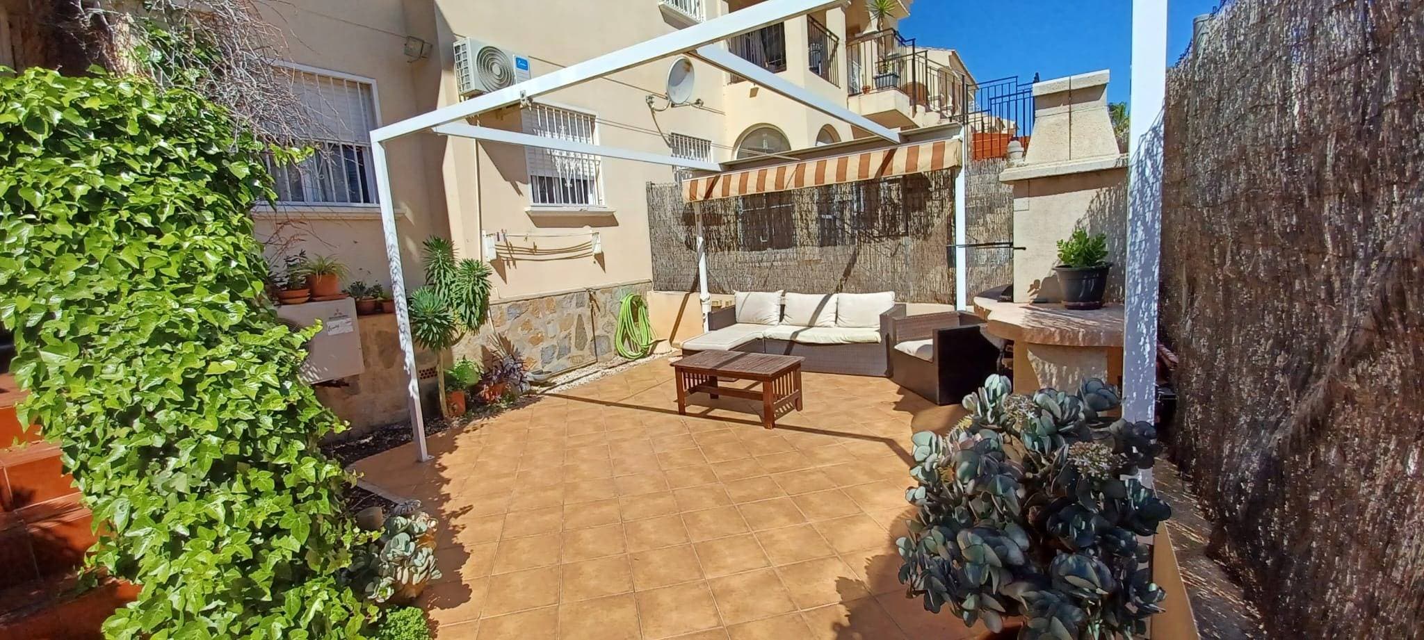 Bungalow de 3 dormitorios en Orihuela Costa - 10