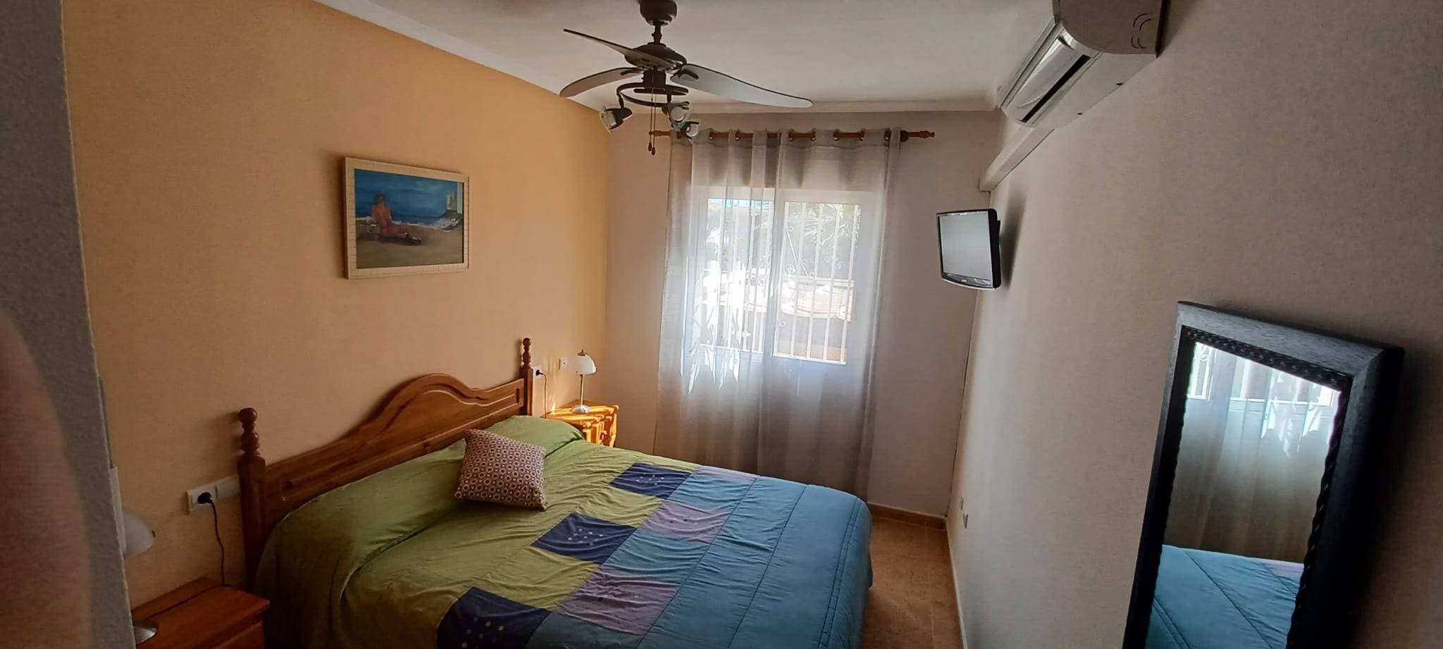 Bungalow de 3 dormitorios en Orihuela Costa - 11