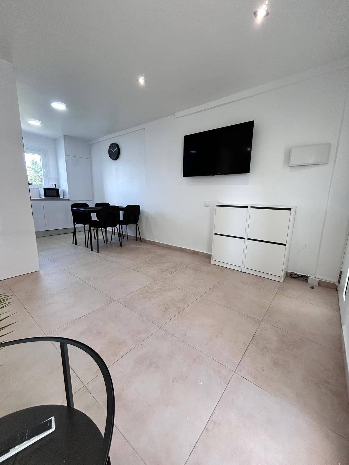 2 bed Middle Floor Apartment in Orihuela Costa - 6