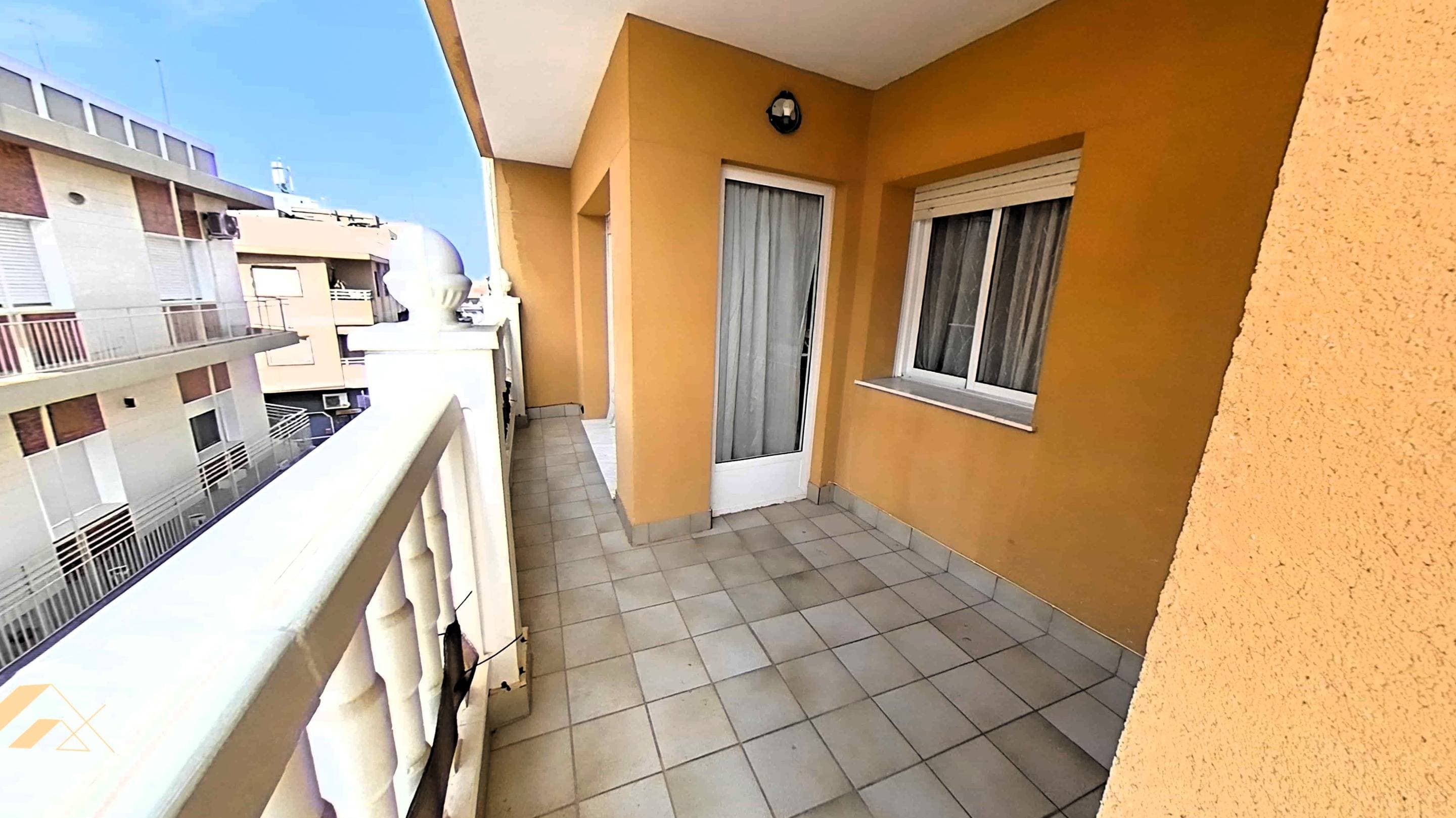 Apartamento Planta Media de 4 dormitorios en Pilar de la Horadada - 1