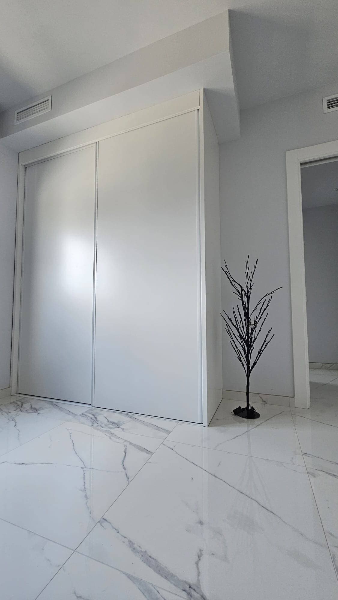 2 bed Middle Floor Apartment in Orihuela Costa - 5