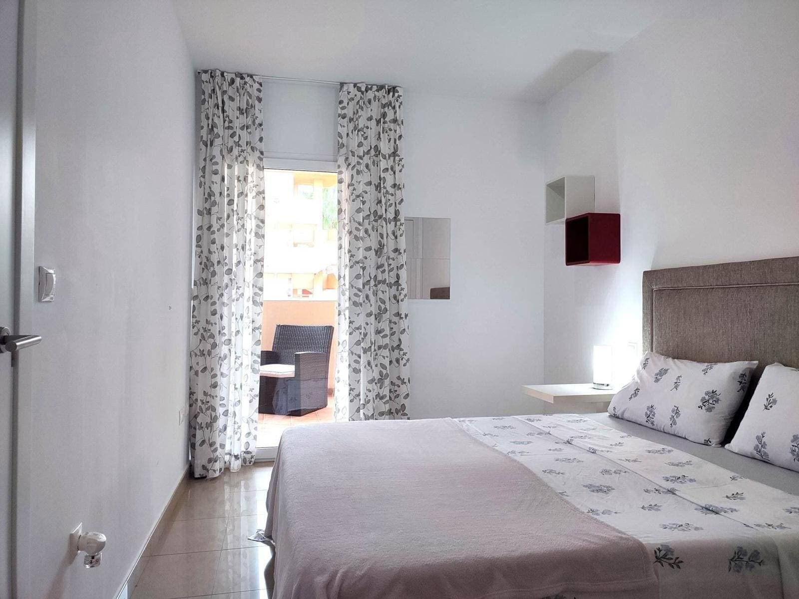 Apartamento Planta Media de 2 dormitorios en Orihuela Costa - 18